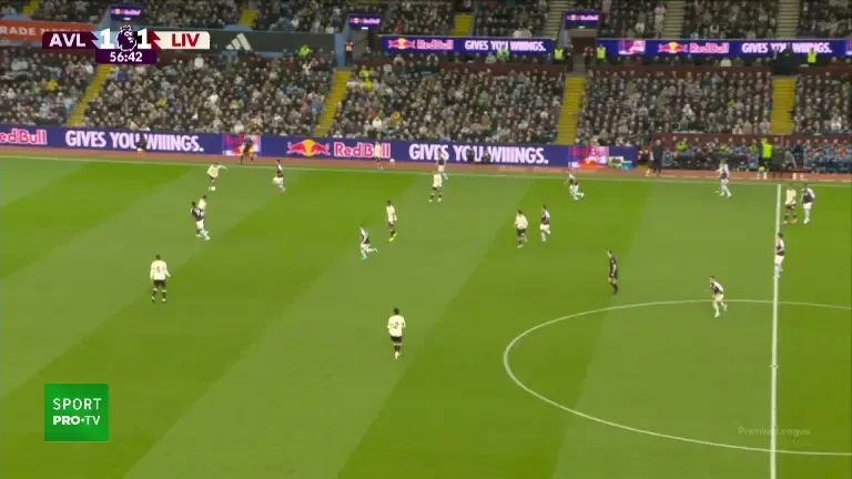 Eroare majoră penalizată în Aston Villa - Liverpool, meci exclusiv pe VOYO