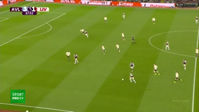 Scorul a căpătat proporții în Aston Villa - Liverpool, exclusiv pe VOYO