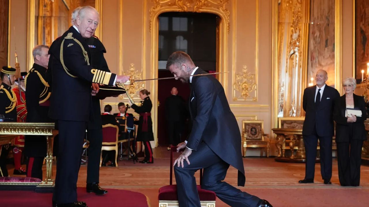 Cum l-au depășit soții Beckham pe regele Charles. Din sport la un imperiu financiar uriaș