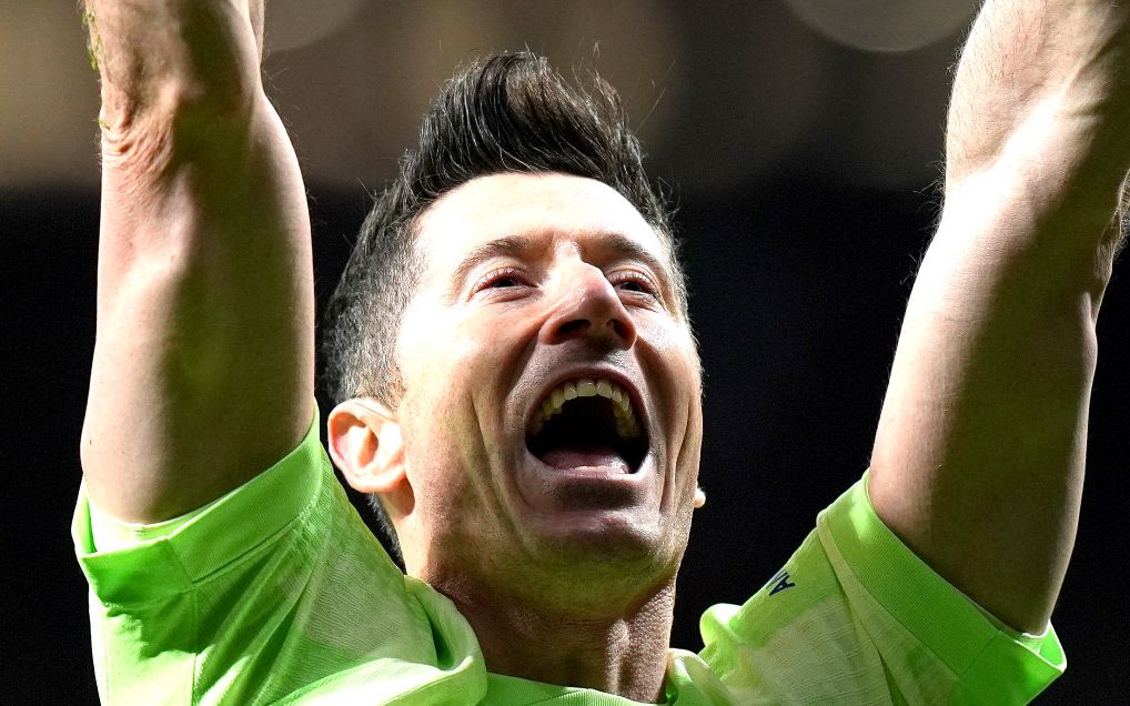 I-au dat ce Barcelona nu a putut și Robert Lewandowski semnează! Câți bani va câștiga, de fapt