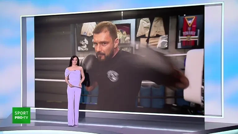 Bogdan Vlădău întră în ring! Antrenat de Leonard Doroftei, fostul model de la „Vara Ispitelor” se bate în gala care se vede pe VOYO
