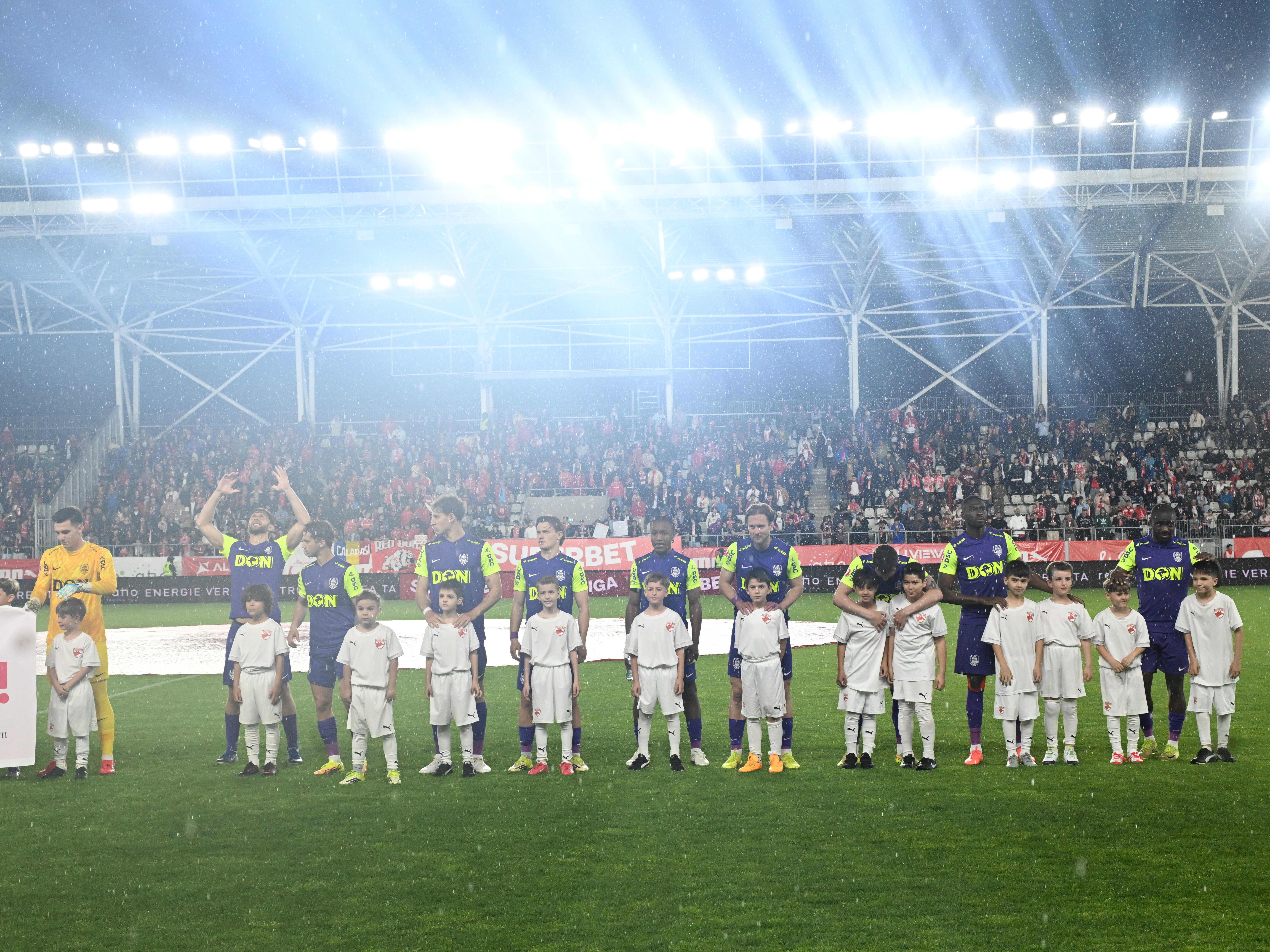 Dinamo bucuresti cfr cluj play off superliga superbet 16052026
