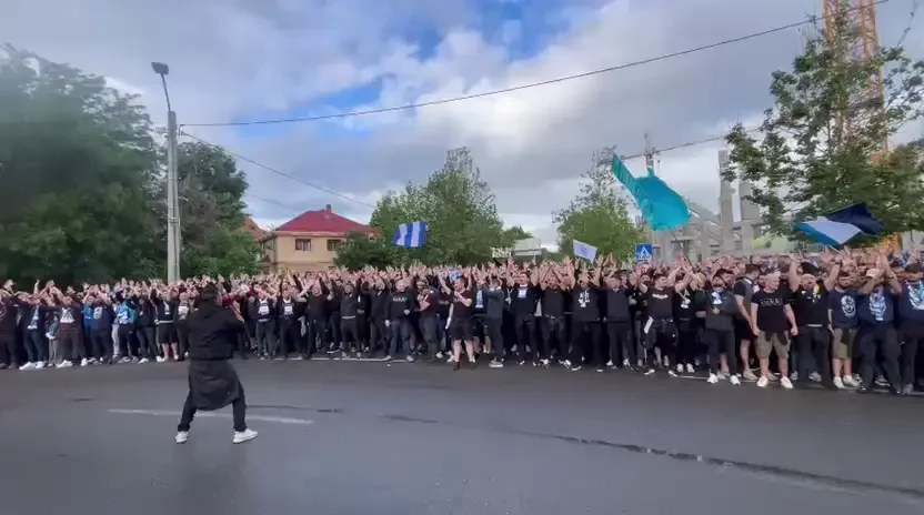 Pregătire înainte de U Craiova - U Cluj. Fanii olteni, în extaz! (17 mai 2026)