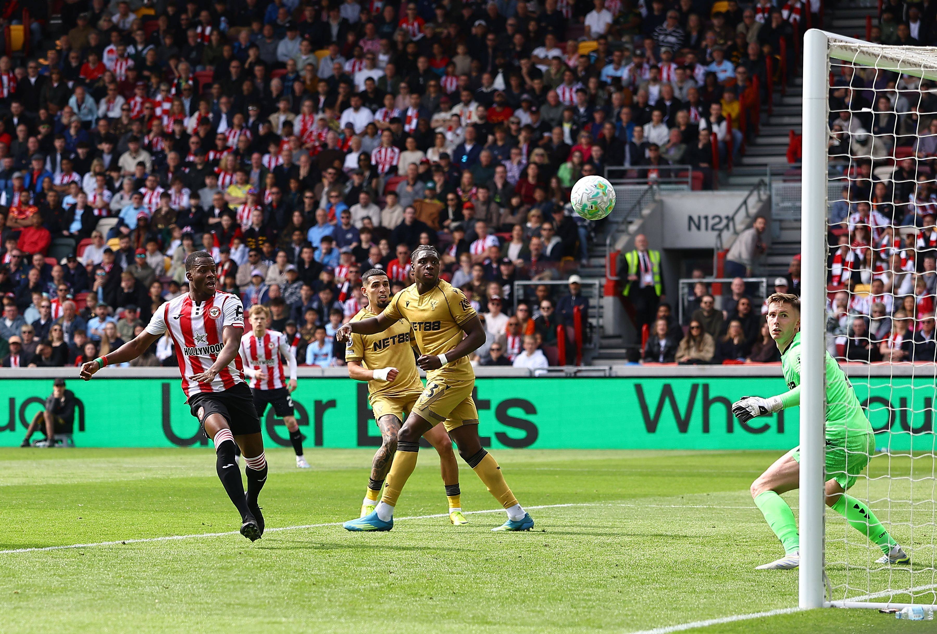 Surpriza din Brentford - Crystal Palace, anulată în '87! Meciul de 102 minute a fost pe VOYO