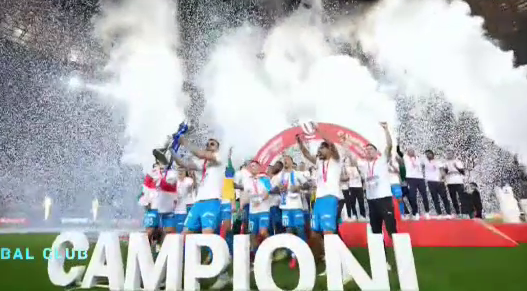 Sărbătoare pe „Ion Oblemenco”! Momentul în care Universitatea Craiova a ridicat trofeul Superligii