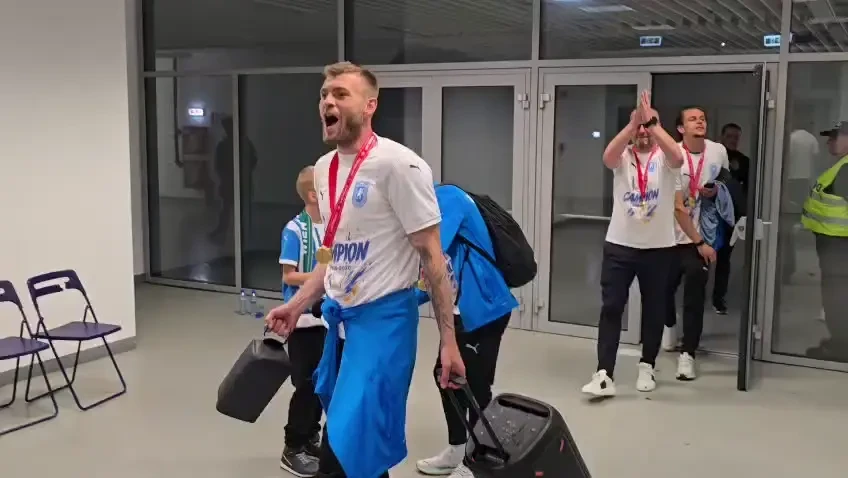Alexandru Crețu a dat startul petrecerii, după ce Universitatea Craiova a cucerit titlul în Superliga