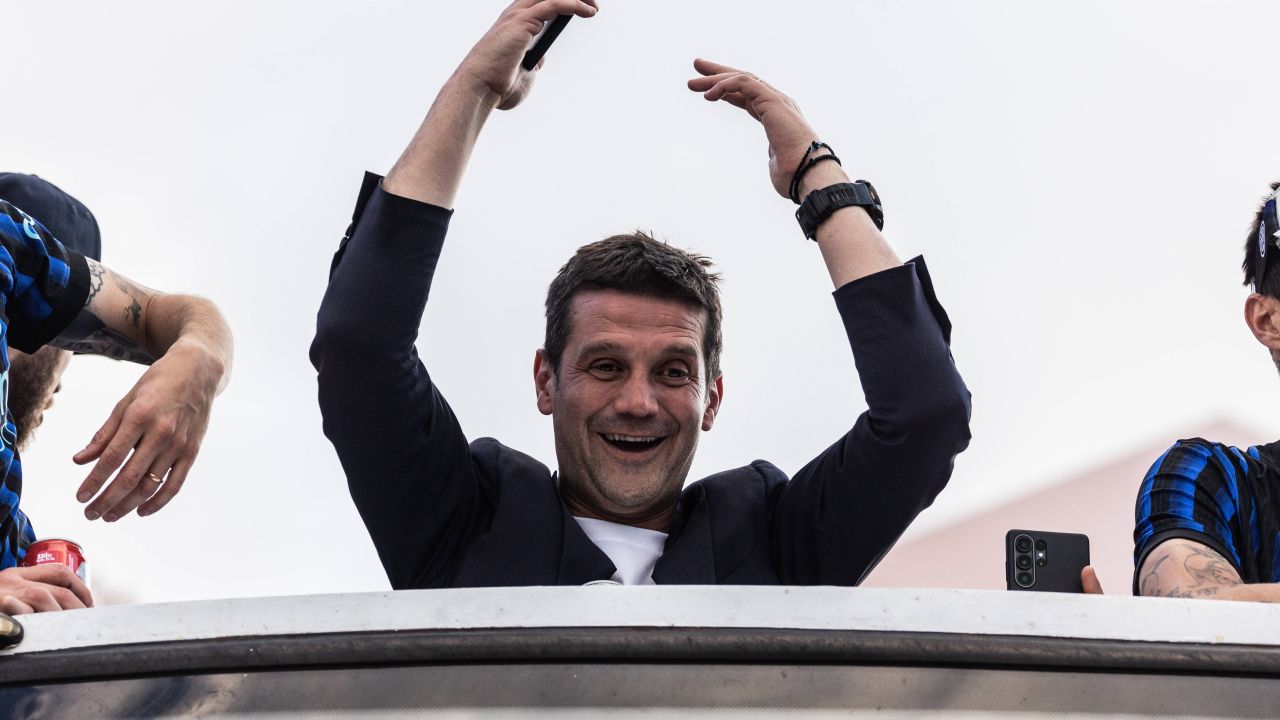 Interul lui Cristi Chivu a dat lovitura! Jucătorul de 50 de milioane de euro a semnat până în 2031