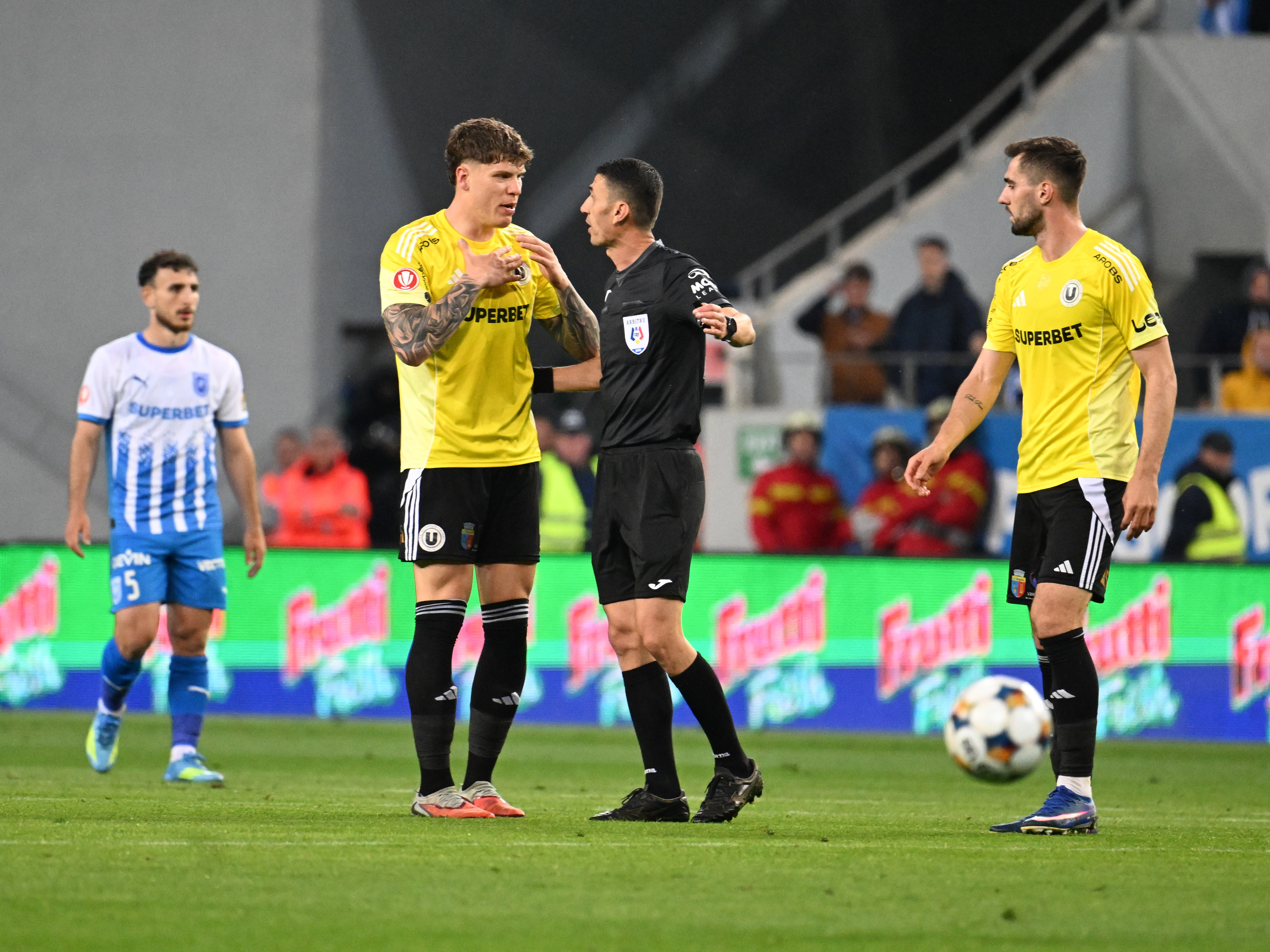 Marcel Bîrsan, arbitrul “finalei campionatului”, candidează la șefia AMFB. Cu cine se luptă pentru postul de președinte