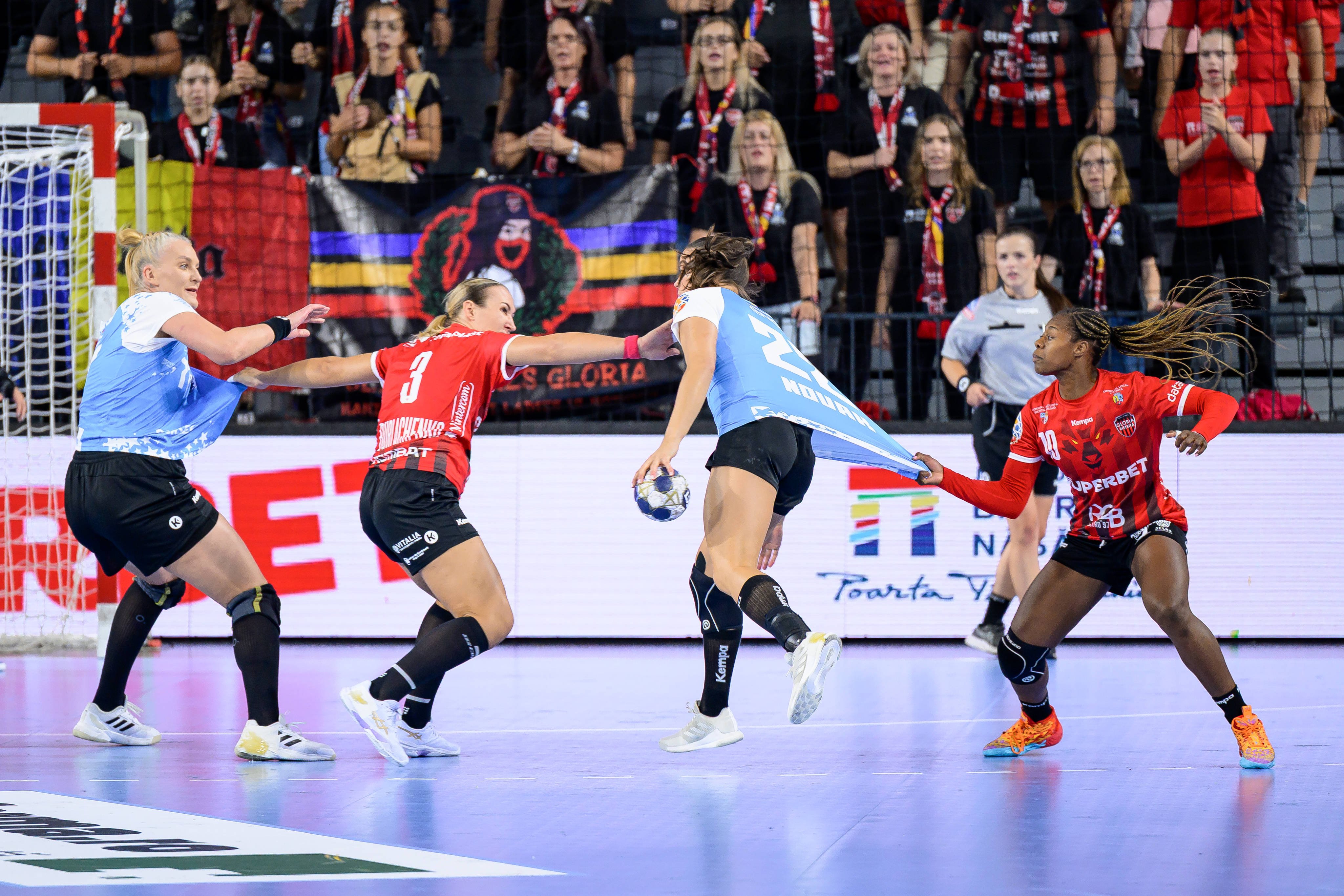 CSM București sau Gloria Bistrița? Aflăm campioana României, EXCLUSIV pe VOYO și Pro Arena!