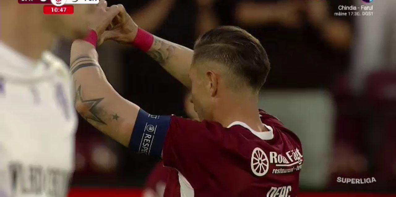 Ciprian Deac în tricoul CFR Cluj pe stadionul „Doctor Constantin Rădulescu” în timpul omagierii la retragerea fotbalistului veteran | sursa foto: Sport.ro Ciprian Deac în tricoul CFR Cluj pe stadionul „Doctor Constantin Rădulescu” în timpul omagierii la retragerea fotbalistului veteran | sursa foto: Sport.ro