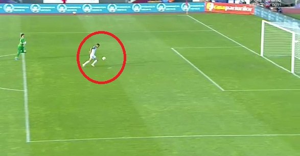 Incredibil! Ratarea sezonului, în Chindia - Farul: a avut toată poarta goală în față