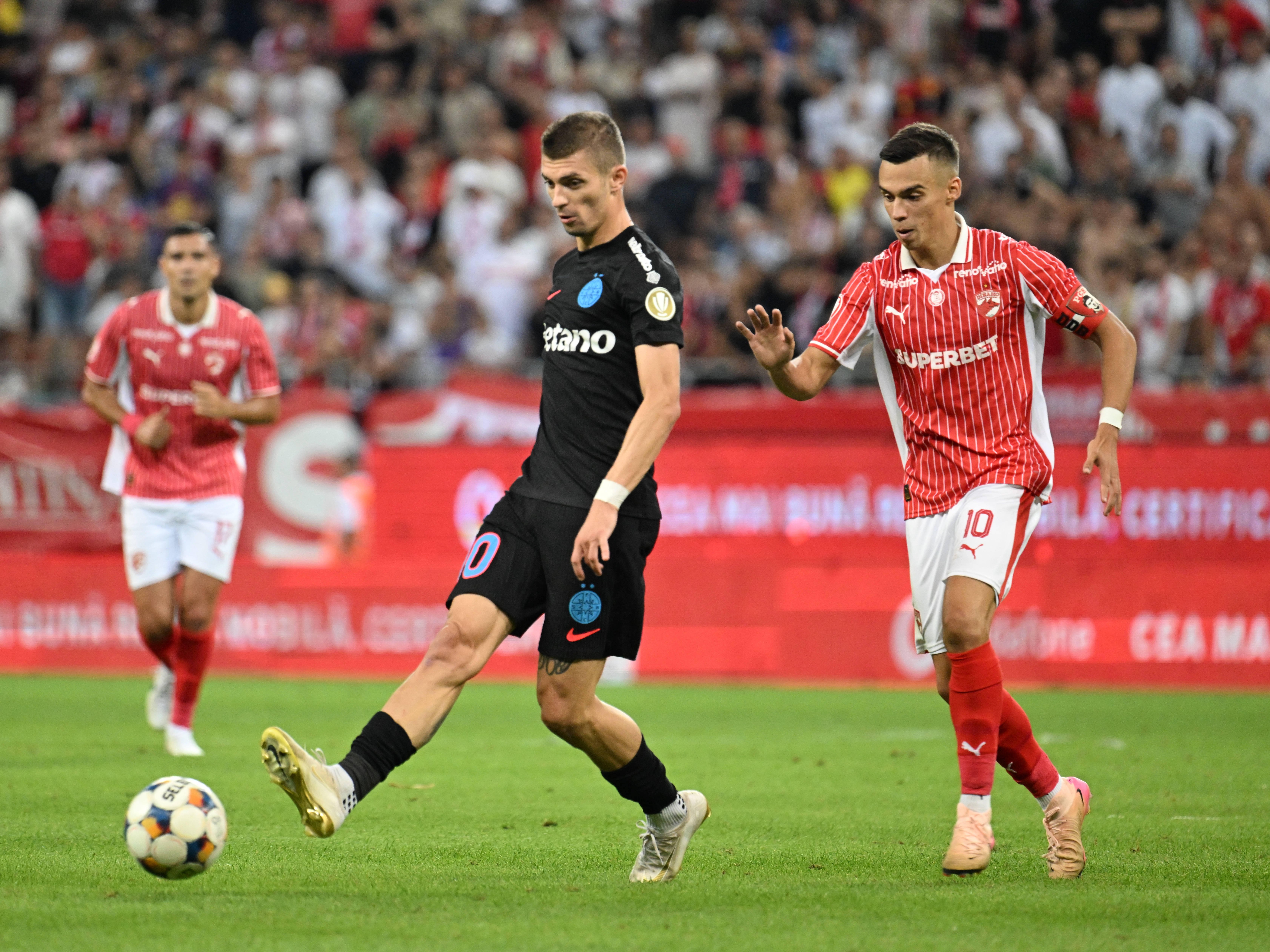 Tot ce trebuie să știi înainte de Dinamo - FCSB, finala pentru Conference League