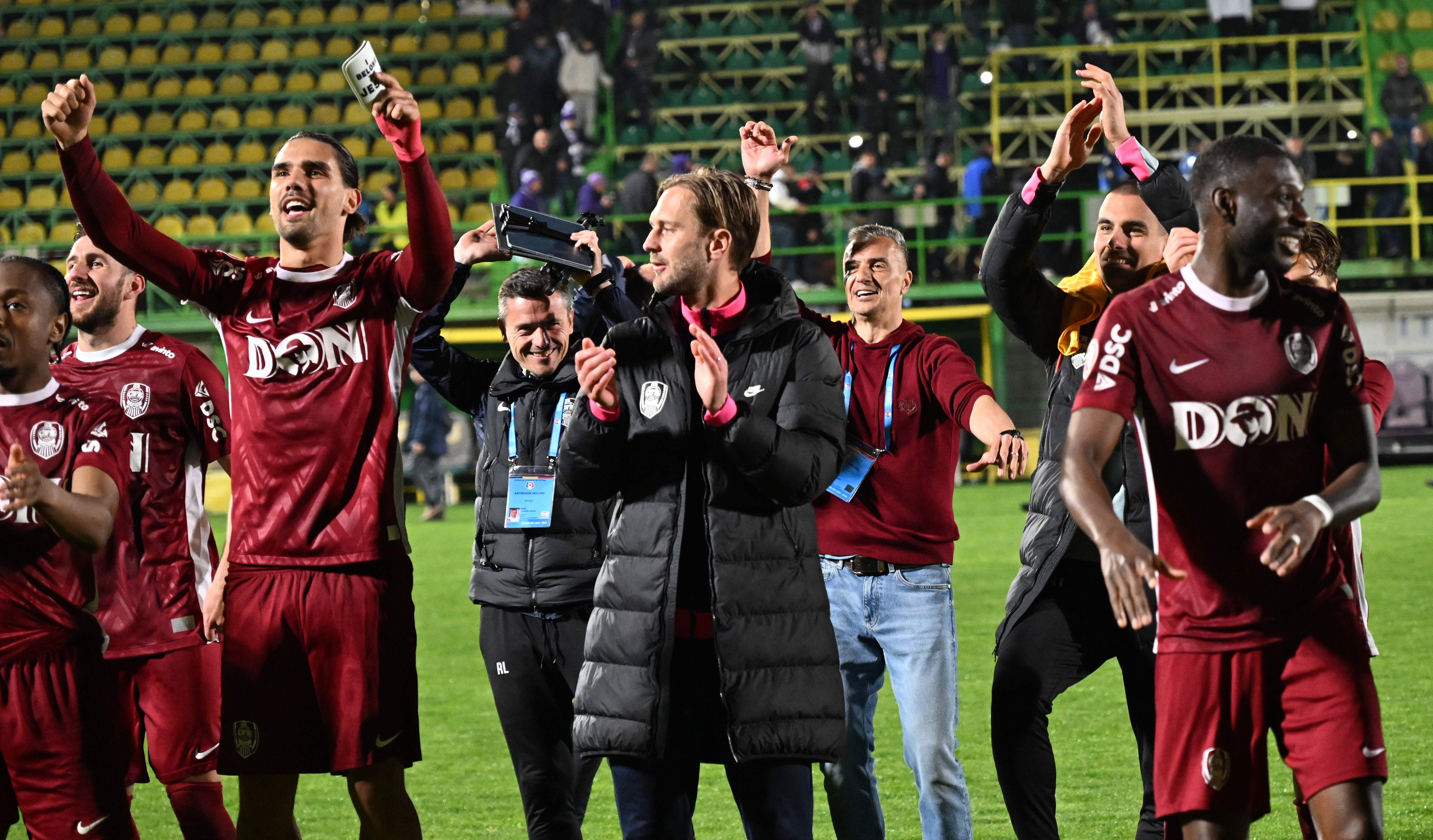 Daniel Pancu vrea să ia cu el la Rapid un jucător de la CFR Cluj! Giuleștenii le mai pot da o lovitură ardelenilor