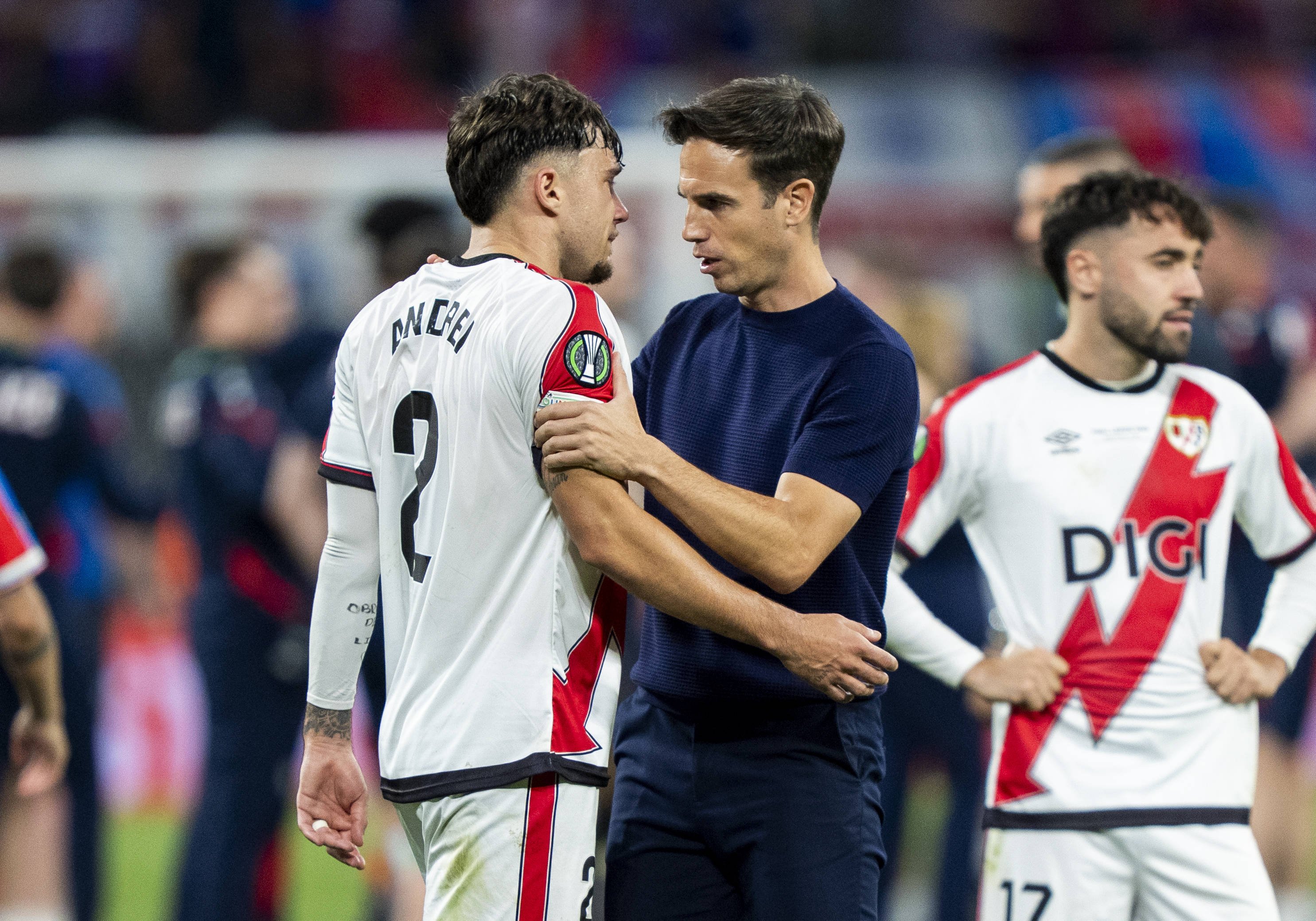 Vestea primită de Andrei Rațiu: pleacă de la Rayo Vallecano după trei ani, după eșecul din finala Conference League