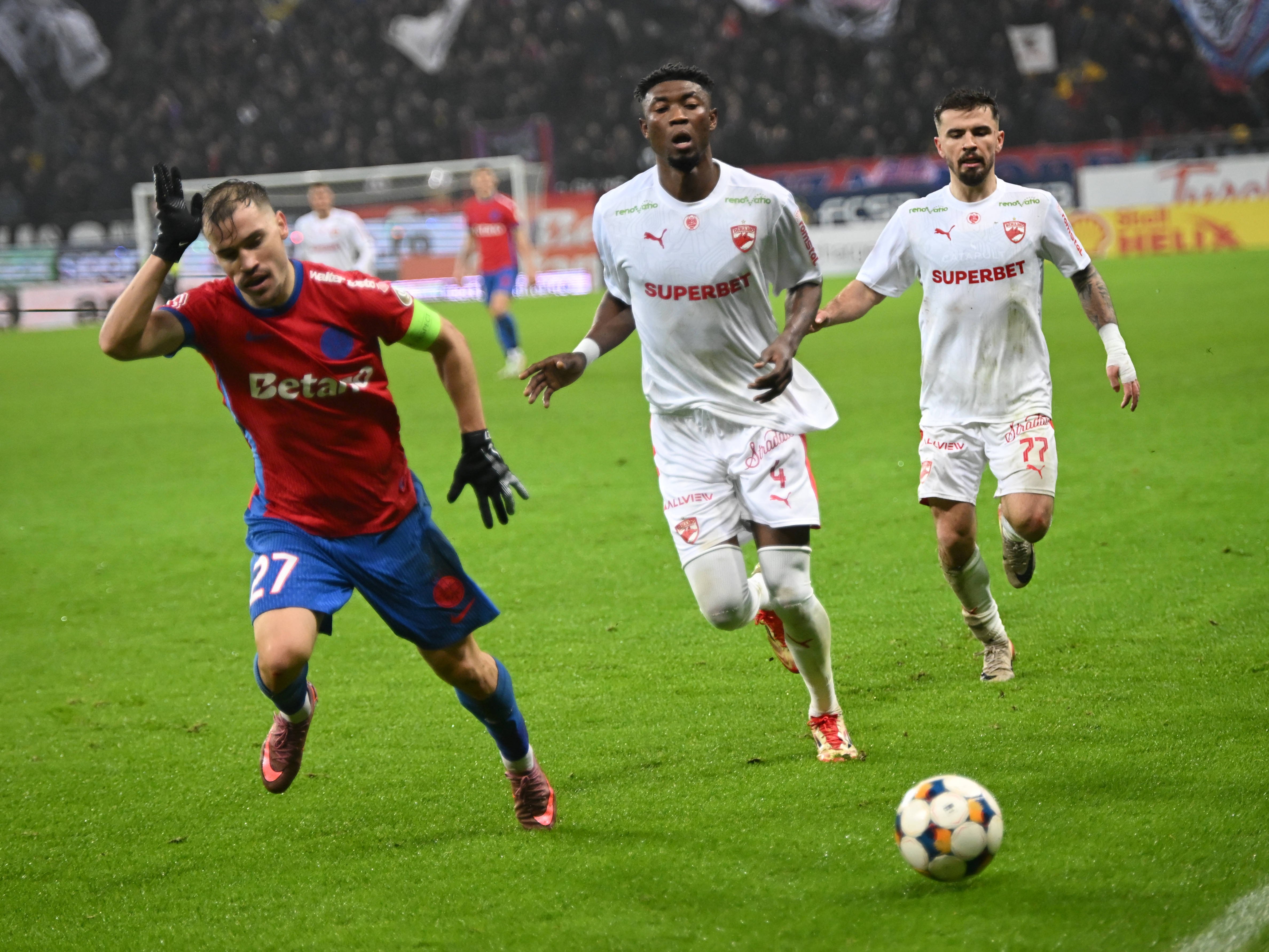 Surpriză uriașă! Un nume neașteptat apare pe foaia de joc la derby-ul Dinamo - FCSB din finala barajului pentru Conference League