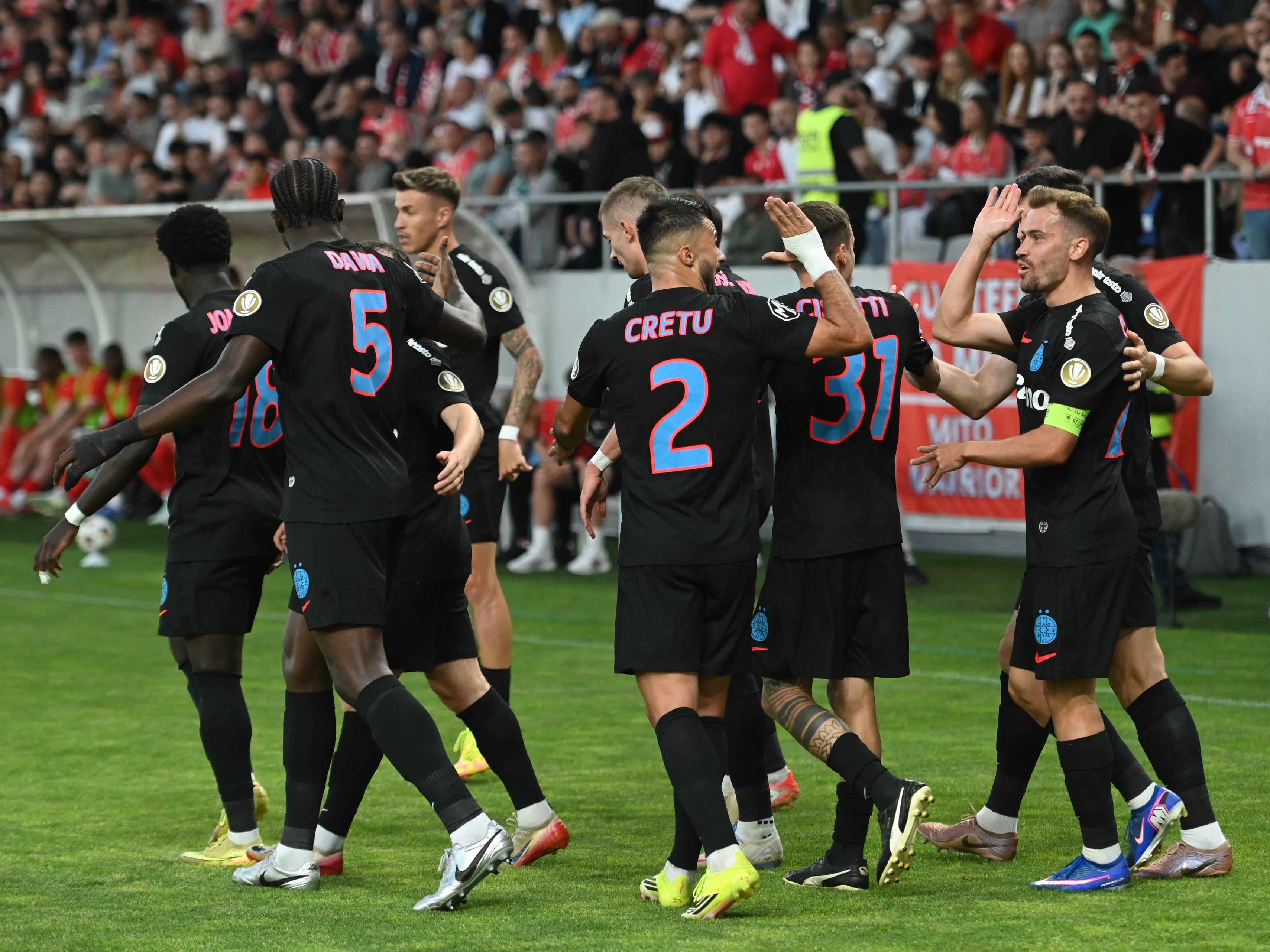 FCSB își poate pierde liderul! Lille și Genk și-au trimis scouterii la barajul cu Dinamo