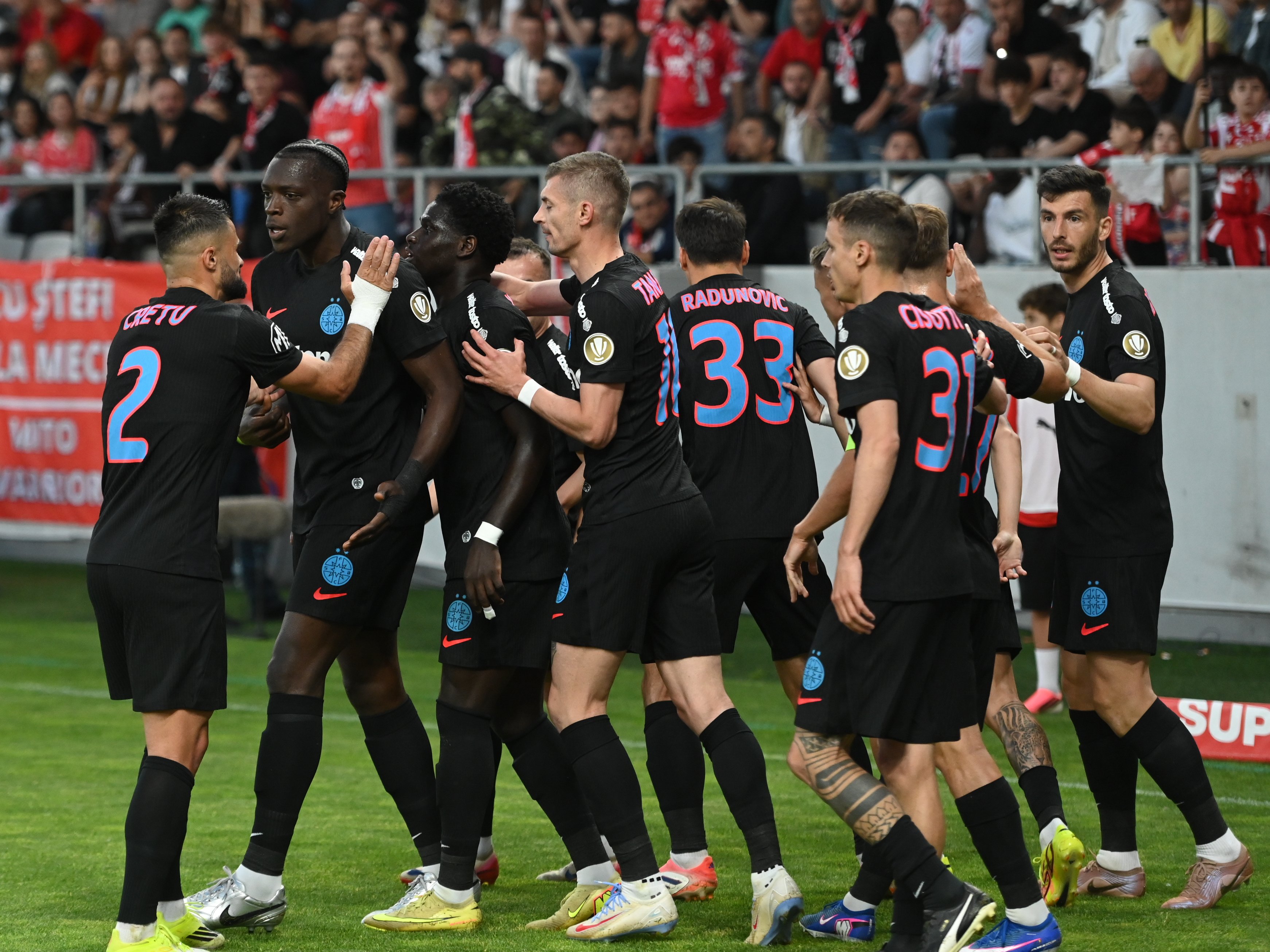 Cine a fost jucătorul meciului Dinamo - FCSB 1-2