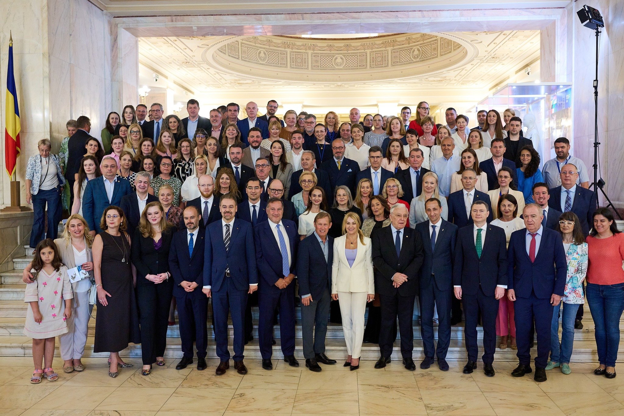 Nadia Comăneci, celebrată la Palatul Parlamentului | 50 de ani de la prima notă de 10 din istoria gimnasticii