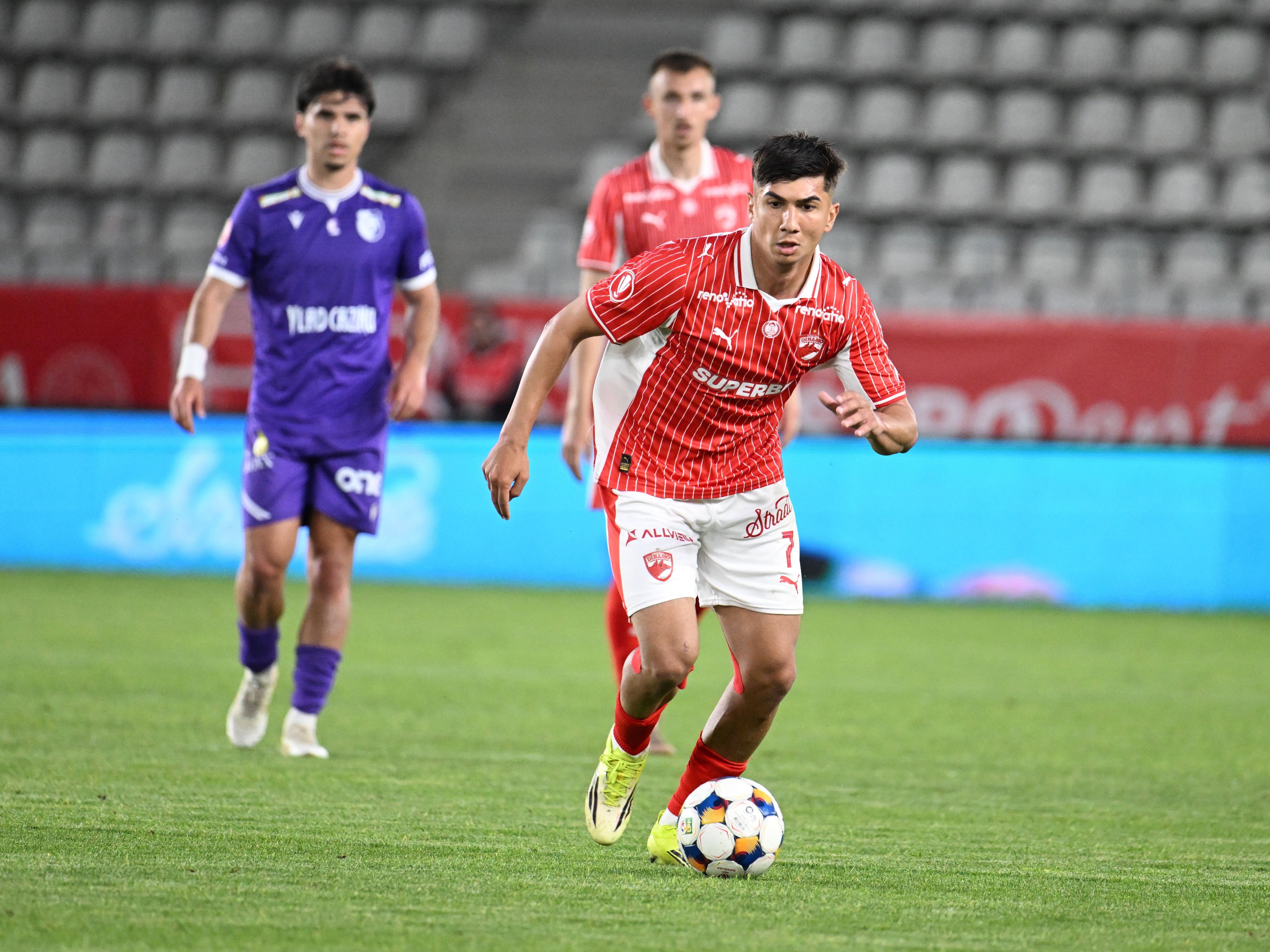 Dinamo bucuresti fc arges play off superliga superbet 10052026 3