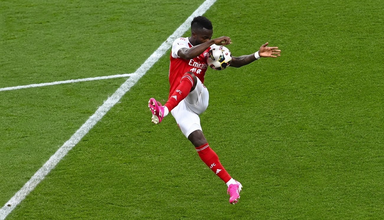 ”Nu-mi vine să cred ce văd!” Lui PSG i-a fost interzis un penalty! Saka, henț flagrant în propriul careu