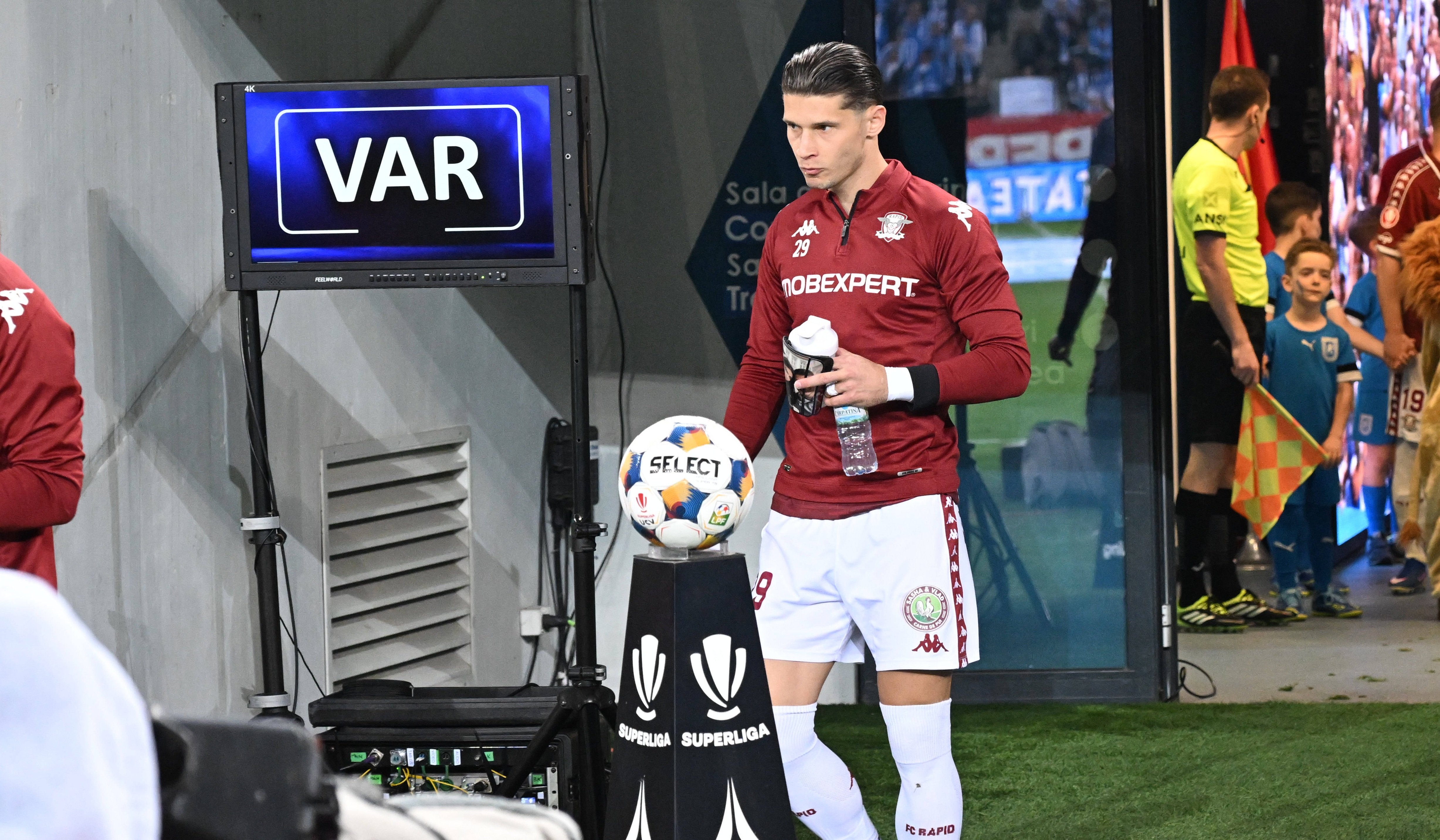 Șoc în Giulești! Alexandru Dobre e de vânzare: două echipe sunt interesate de golgheterul Rapidului