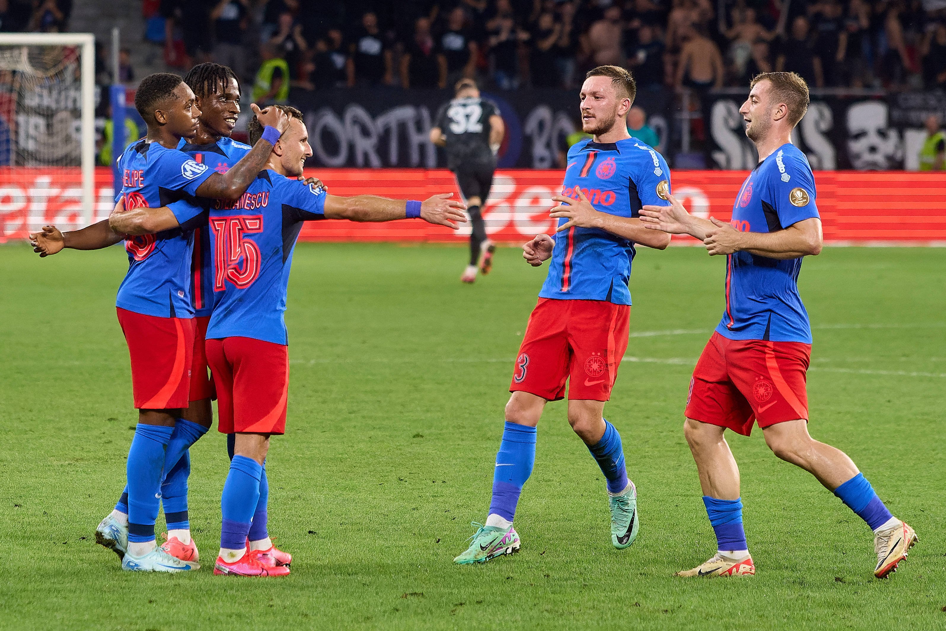 Ce lovitură! U Cluj l-a transferat pe fostul jucător de la FCSB