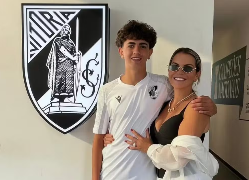 Nepotul lui Cristiano Ronaldo a semnat și va fi coleg cu un internațional român!