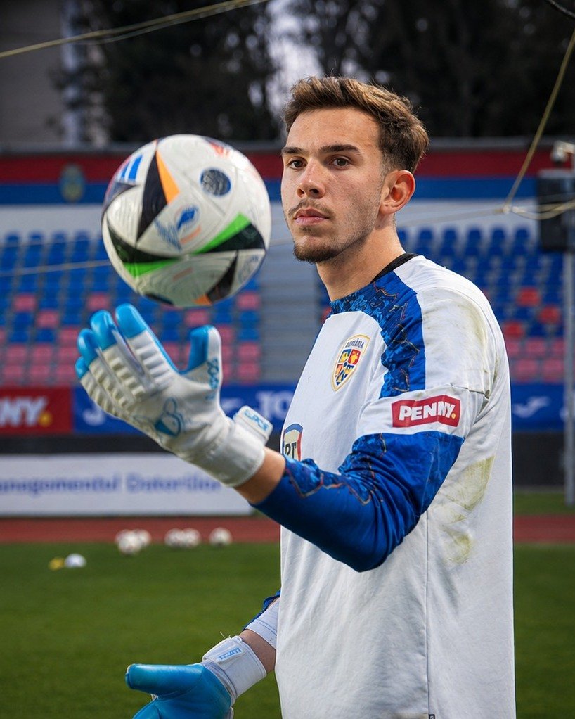 Alexandru maxim portar