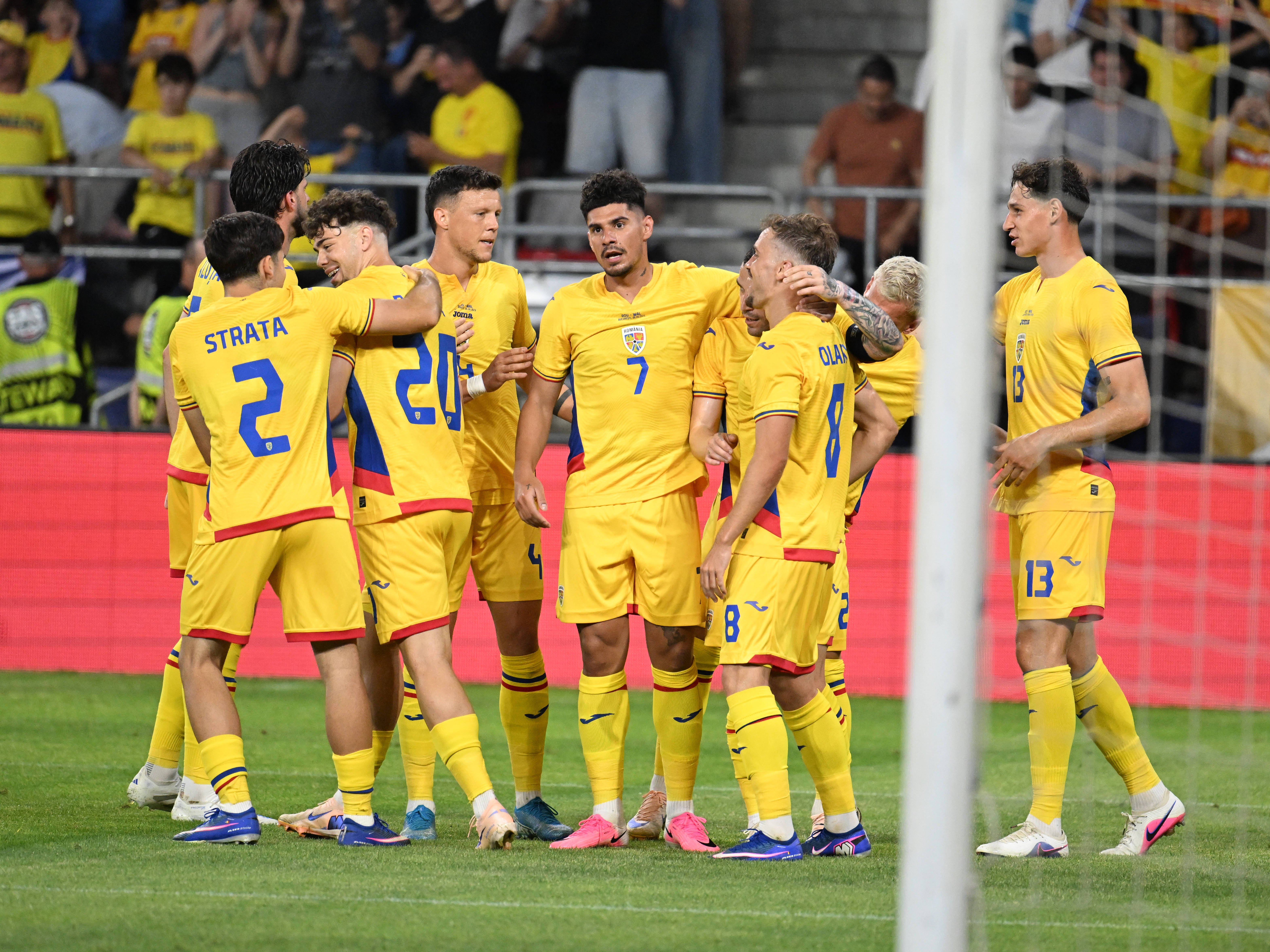 ACUM România - Țara Galilor 1-1! „Tricolorii”, egalați nemeritat