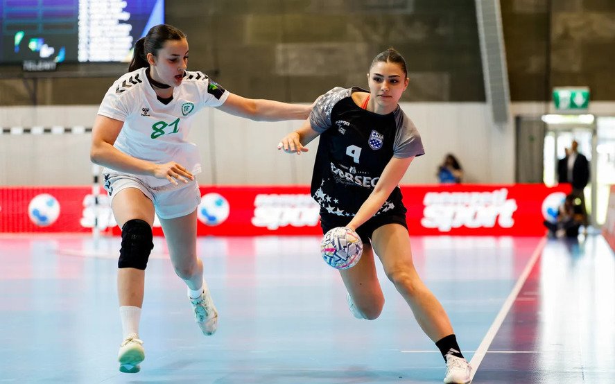 CSM București a pierdut finala Ligii Campionilor U17 cu Debrecen