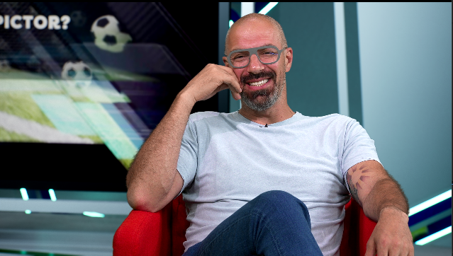 "Era ca un OZN! Numai 'cubul' valora 1,5 milioane de dolari". Povestea de succes a românului școlit în America: "Țin minte că am sunat acasă și îi povesteam mamei"