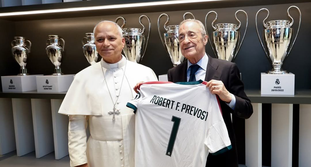 Papa Leon al XIV-lea în vizită la Real Madrid: cum l-a primit Florentino Perez