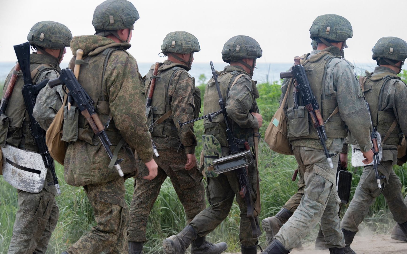 Imagini din satelit arată extinderea bazelor militare rusești în apropierea granițelor cu state NATO - Investigație