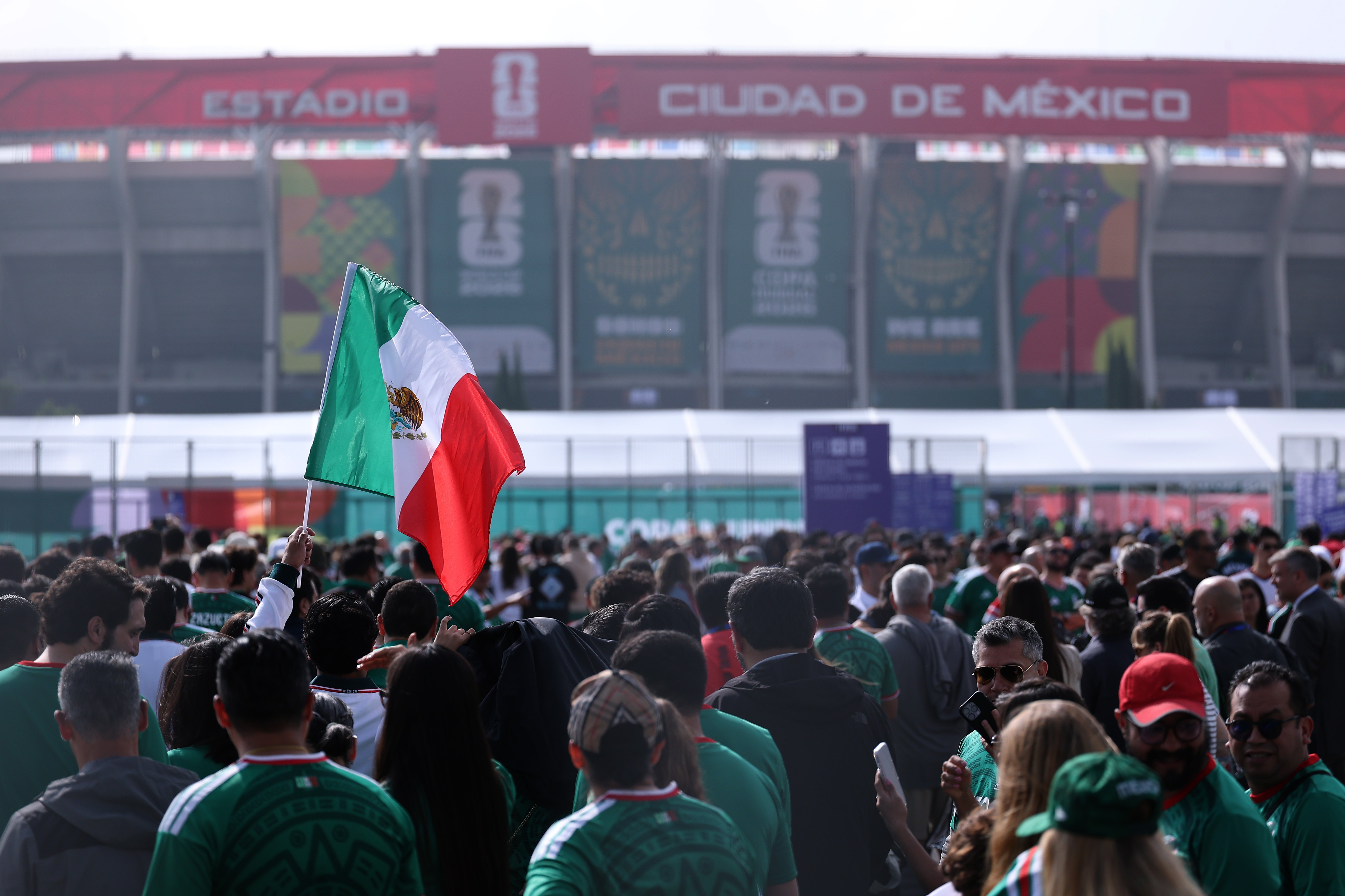 Mexic - Africa de Sud 1-0! Quinones a deschis scorul