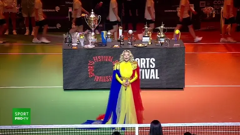 Loredana a intonat imnul național al României la meciul de retragere al Simonei Halep (PRO TV și VOYO)