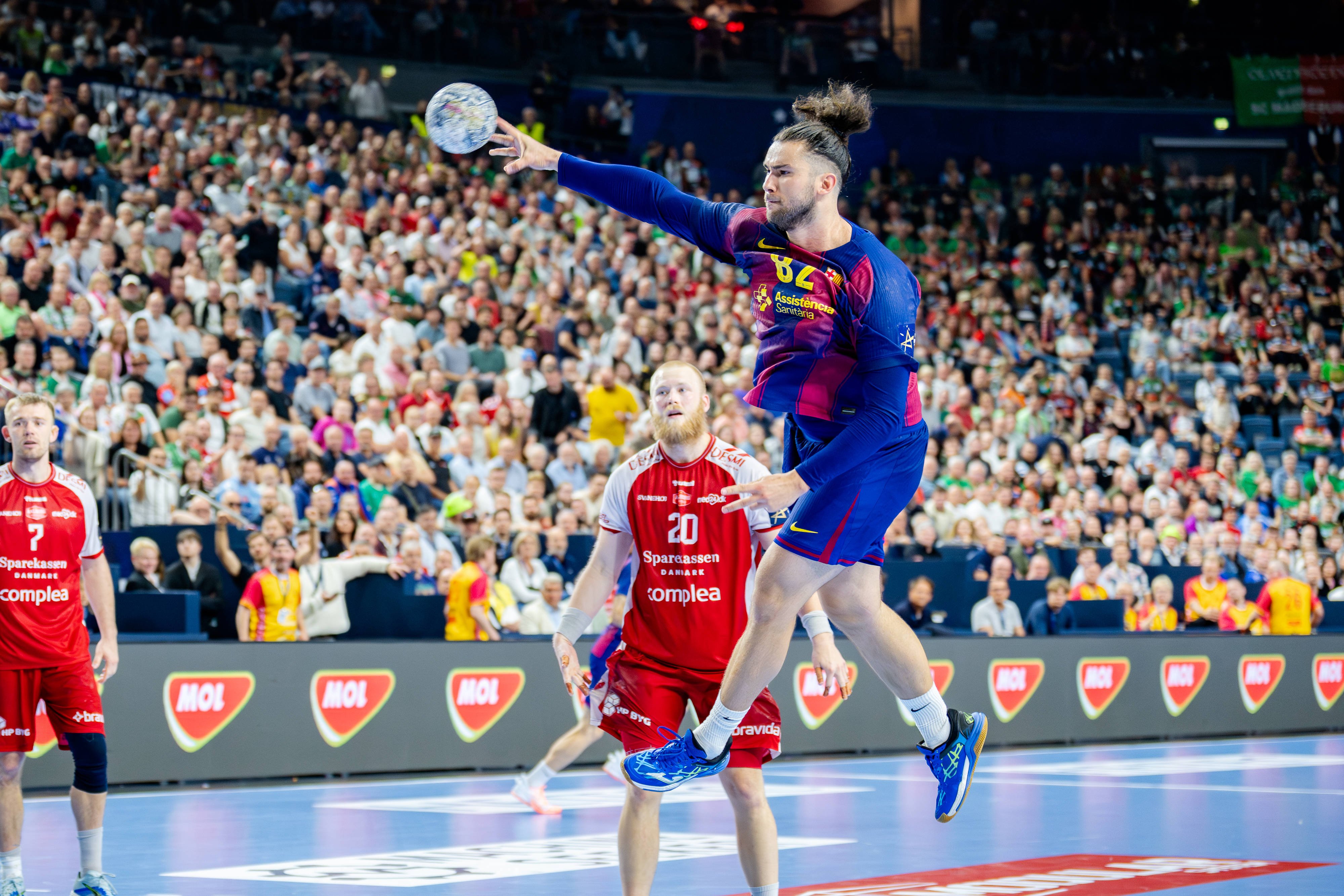 Cine va juca finala Champions League: a fost spectacol total în semifinale!