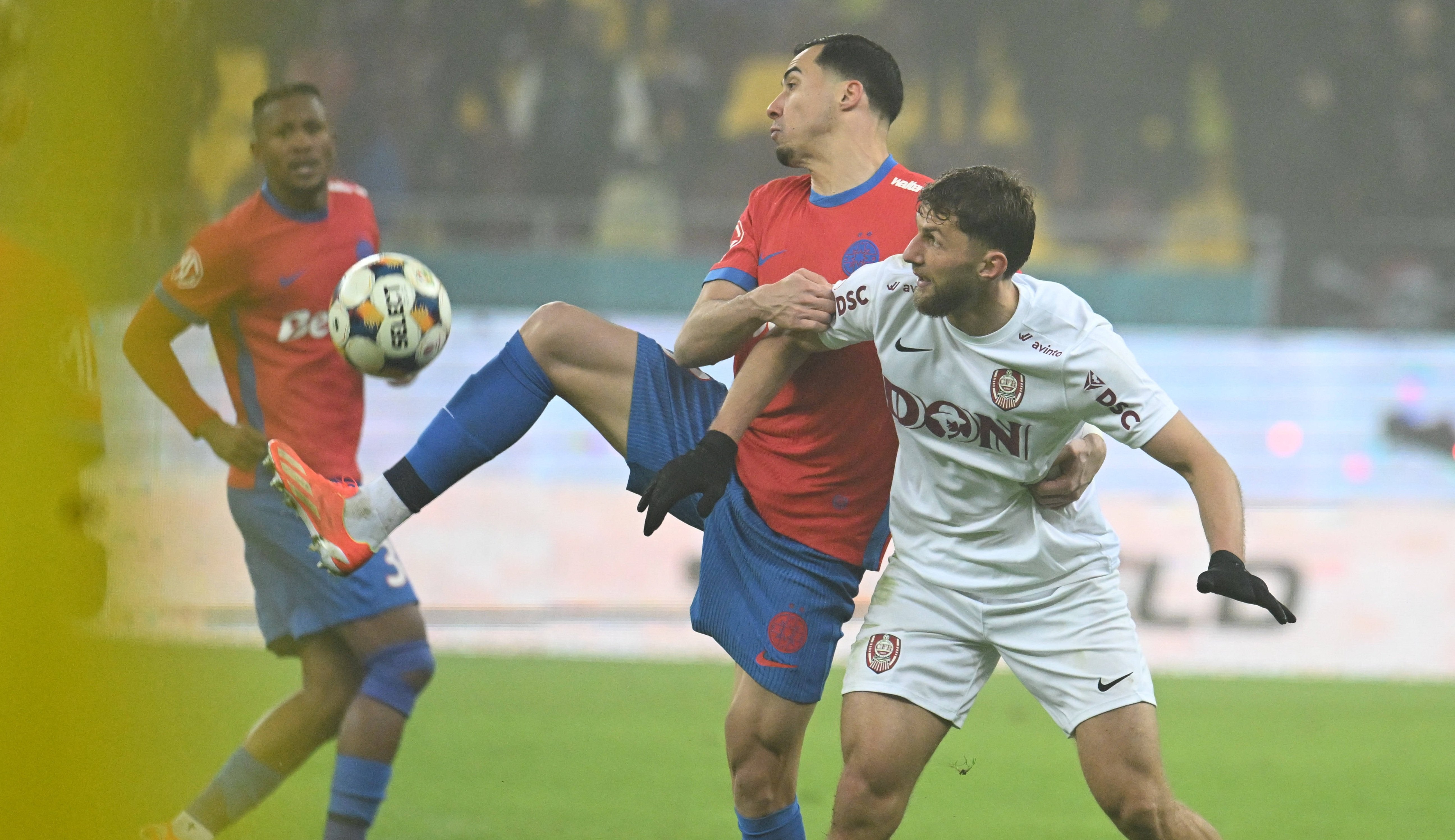 În pericol să își piardă vedeta, clubul din Superliga negociază cu fotbalistul făcut praf de Ioan Varga: ”Nu și-a meritat banii!”
