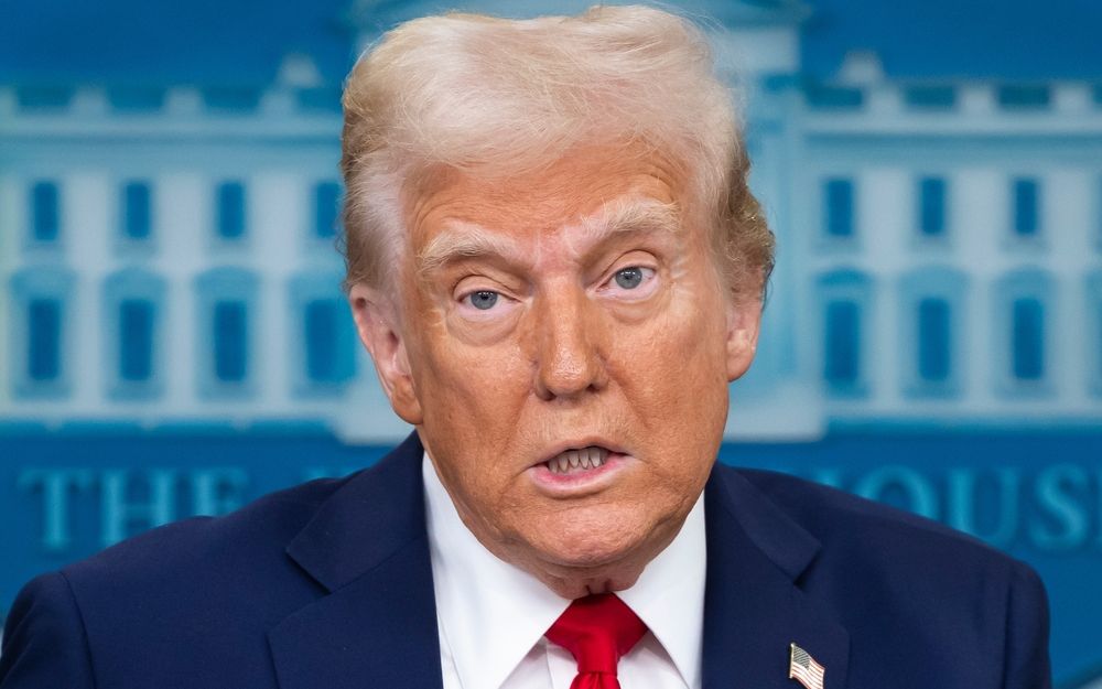Acord între SUA și Iran. Trump: „Autorizez pe deplin redeschiderea Strâmtorii Ormuz”