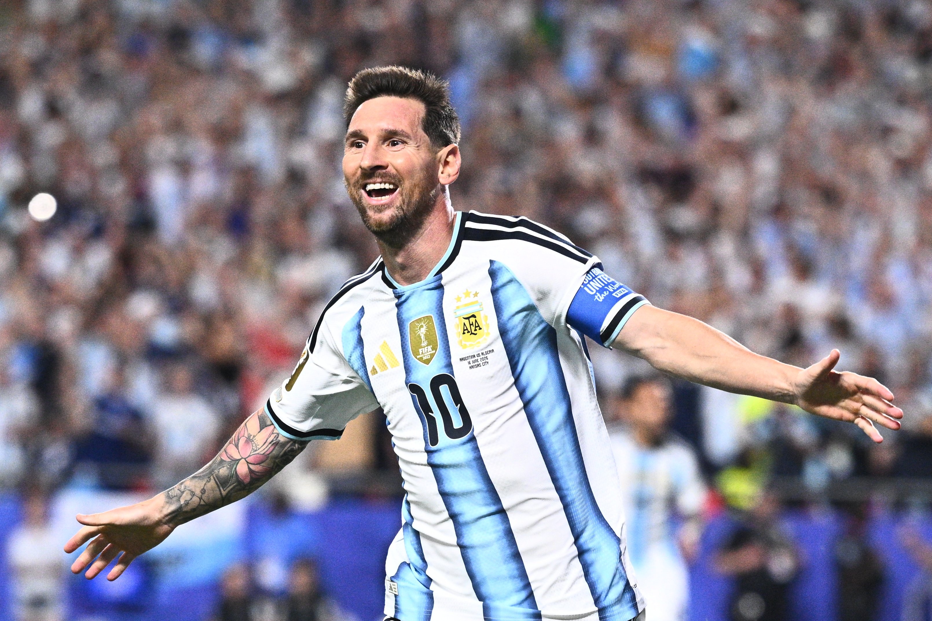 Argentina - Algeria 3-0. Lionel Messi a reușit o triplă și a intrat în istoria Cupei Mondiale