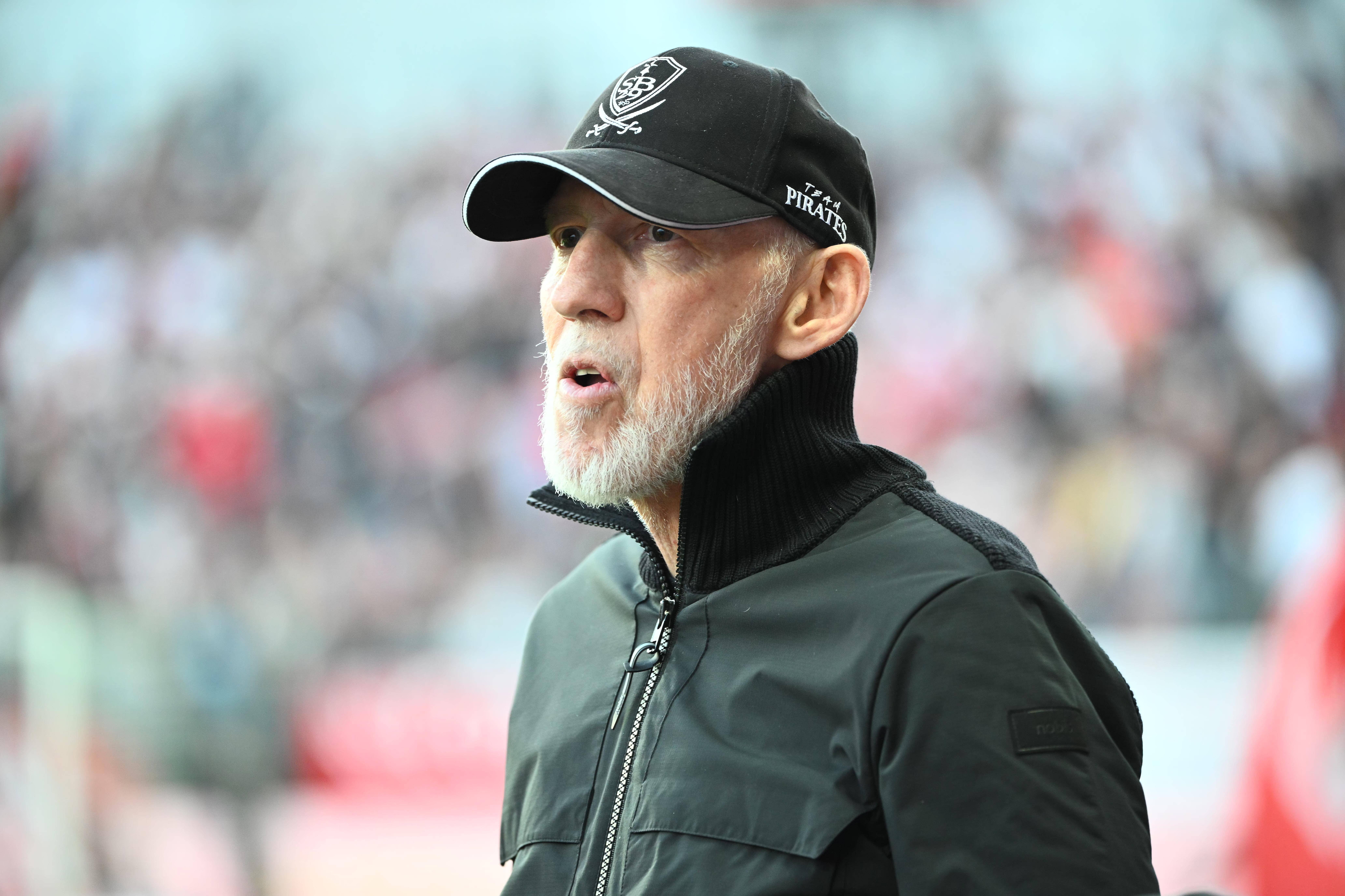 Doliu în Ligue 1! S-a stins din viață antrenorul lui Brest la o lună după ce s-a încheiat campionatul