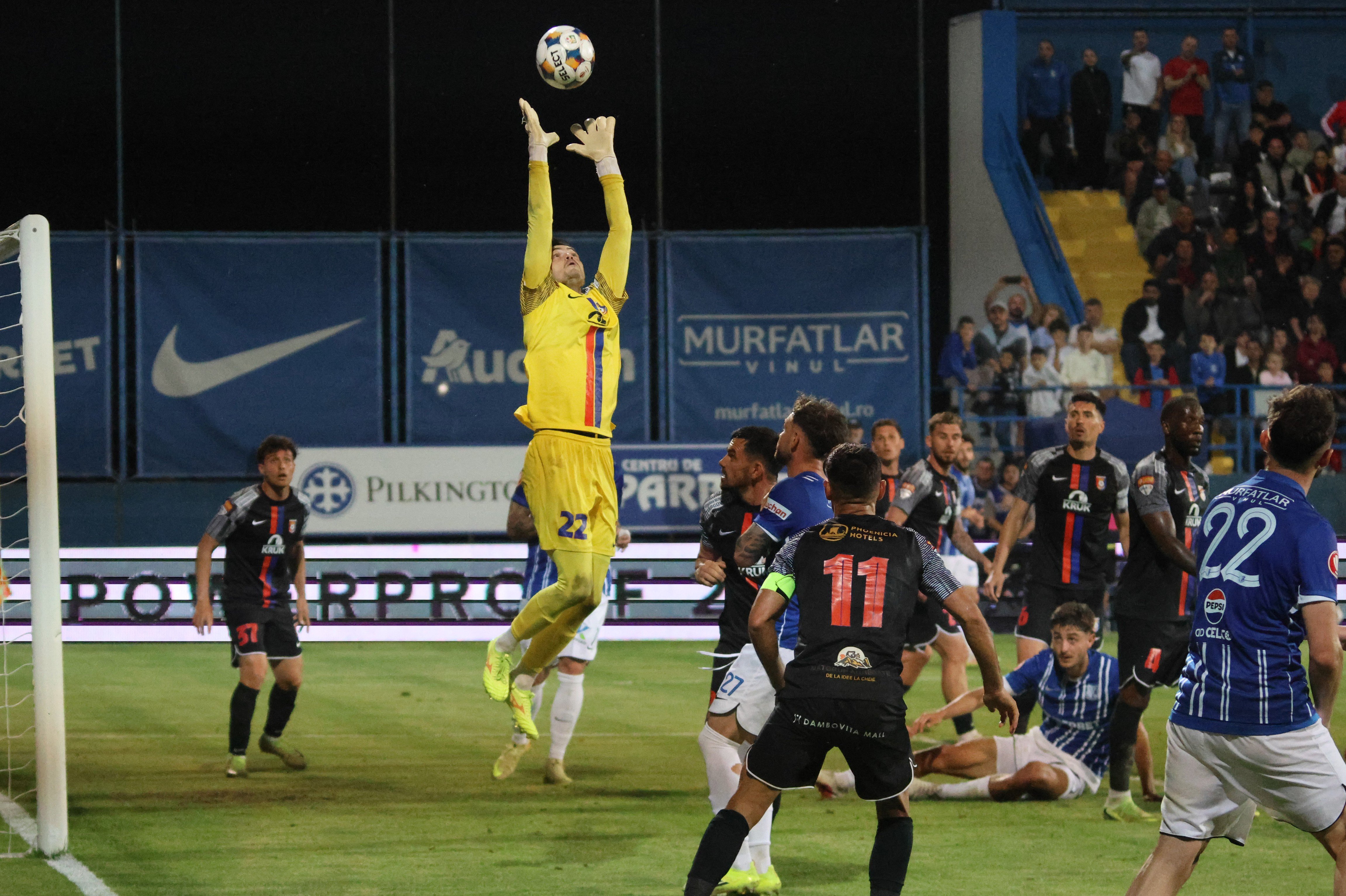 A ratat promovarea la baraj, iar acum a semnat în Superliga!