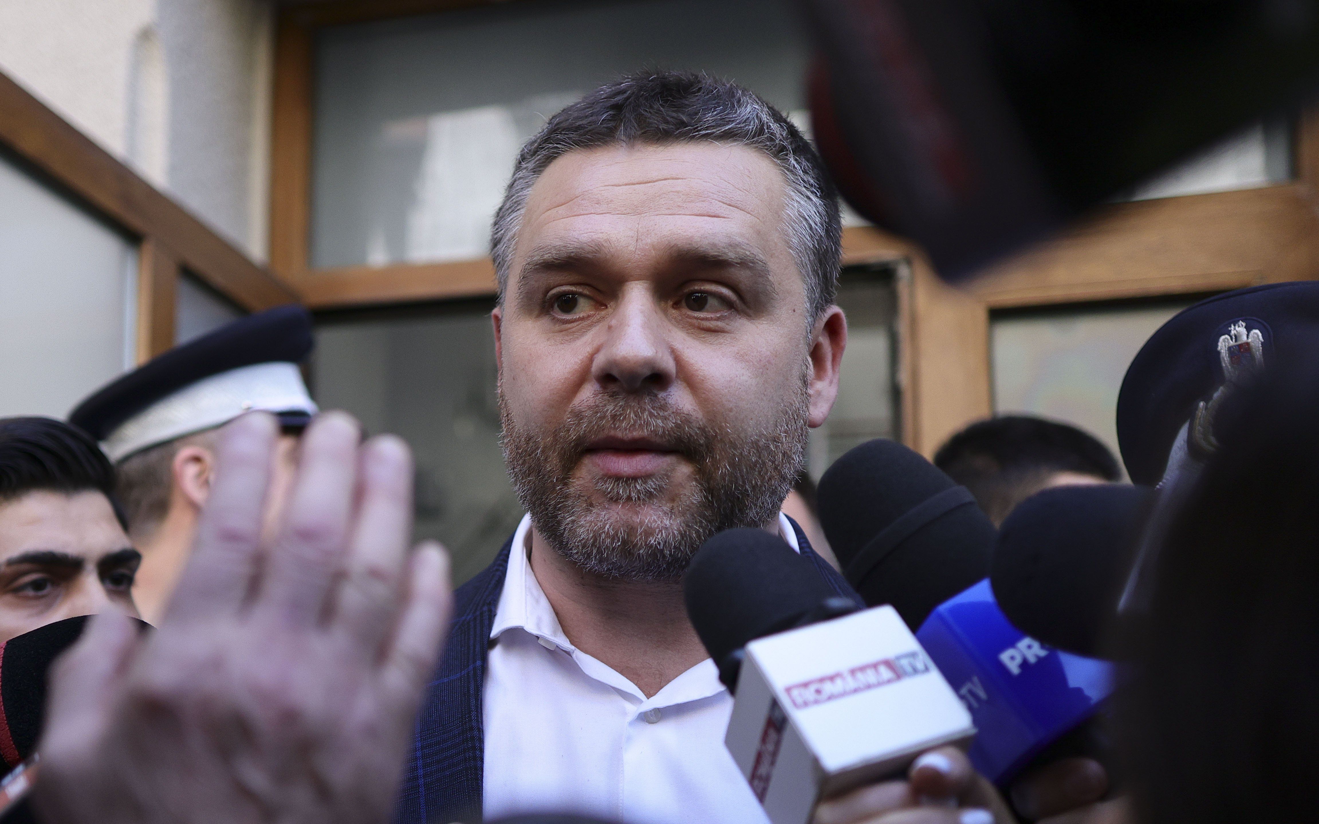 DNA îl acuză pe Ciucu de luare de mită. Dezvoltatori imobiliari ar fi finanțat cu 250.000 de euro campania sa electorală