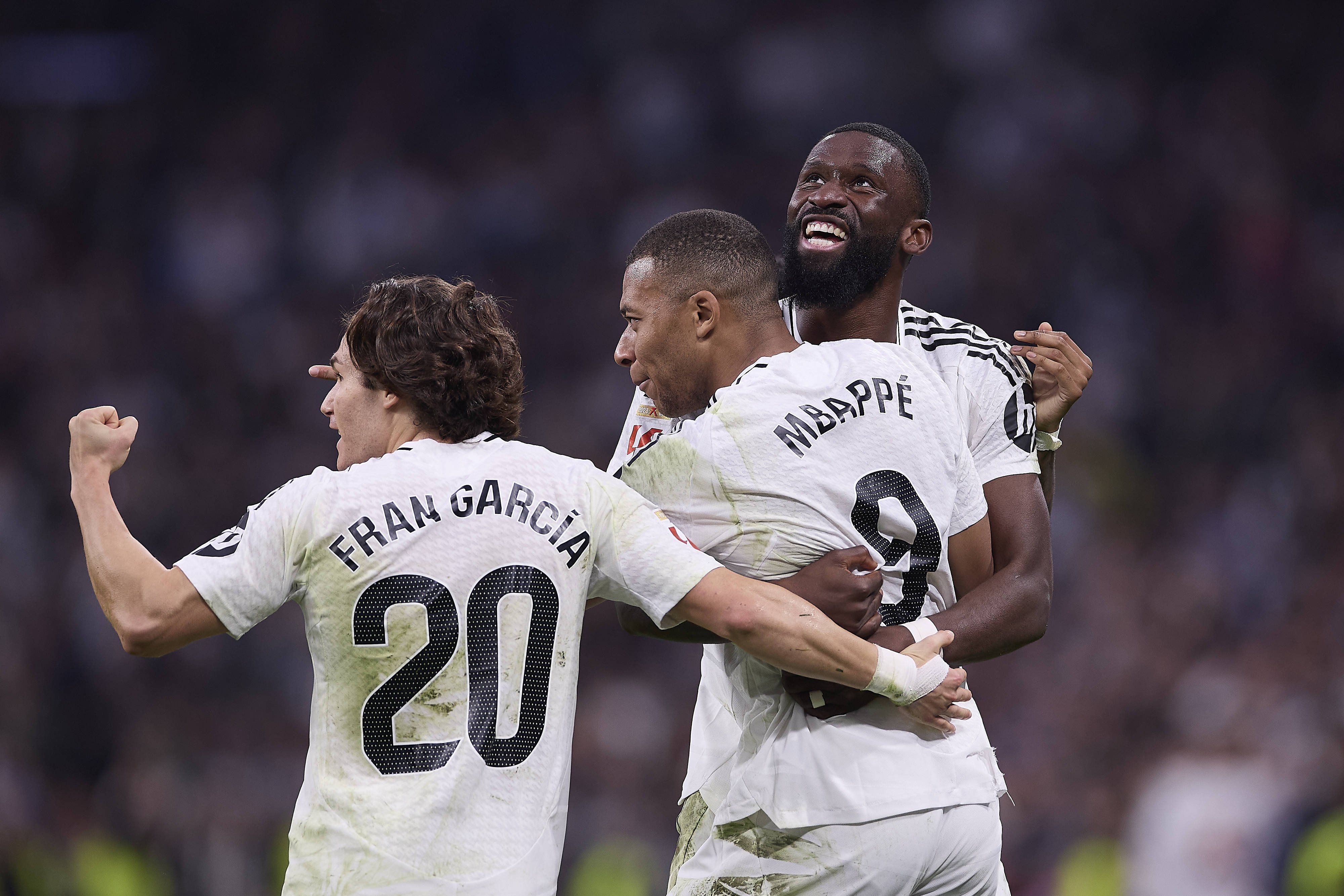 De la Real Madrid se mai și pleacă! După trei transferuri stelare, spaniolii au anunțat că un star e OUT