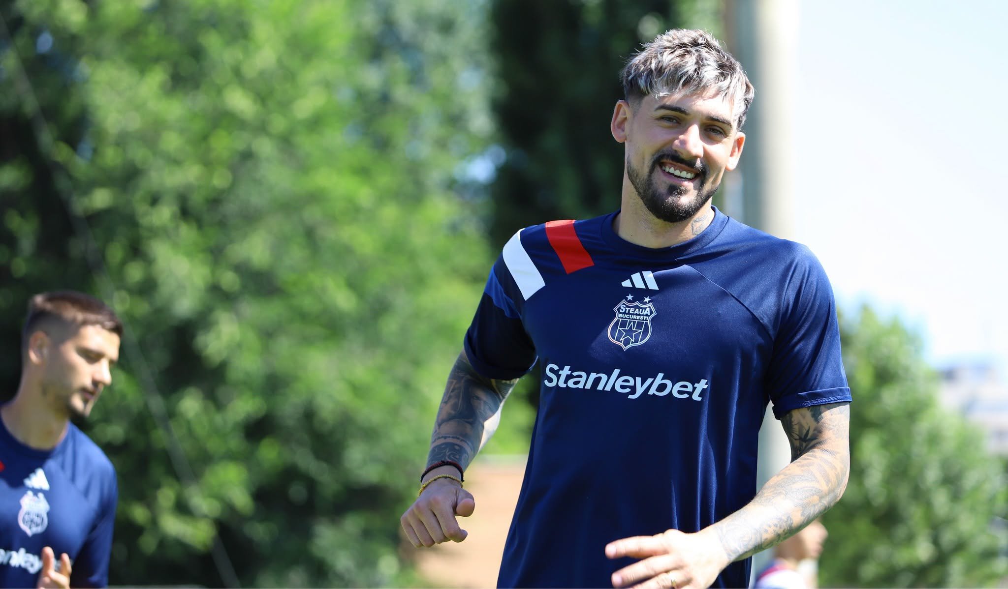 Steaua, jucător nou de la FCSB pentru antrenorul Daniel Oprița! ”Militarii” joacă azi primul amical al verii