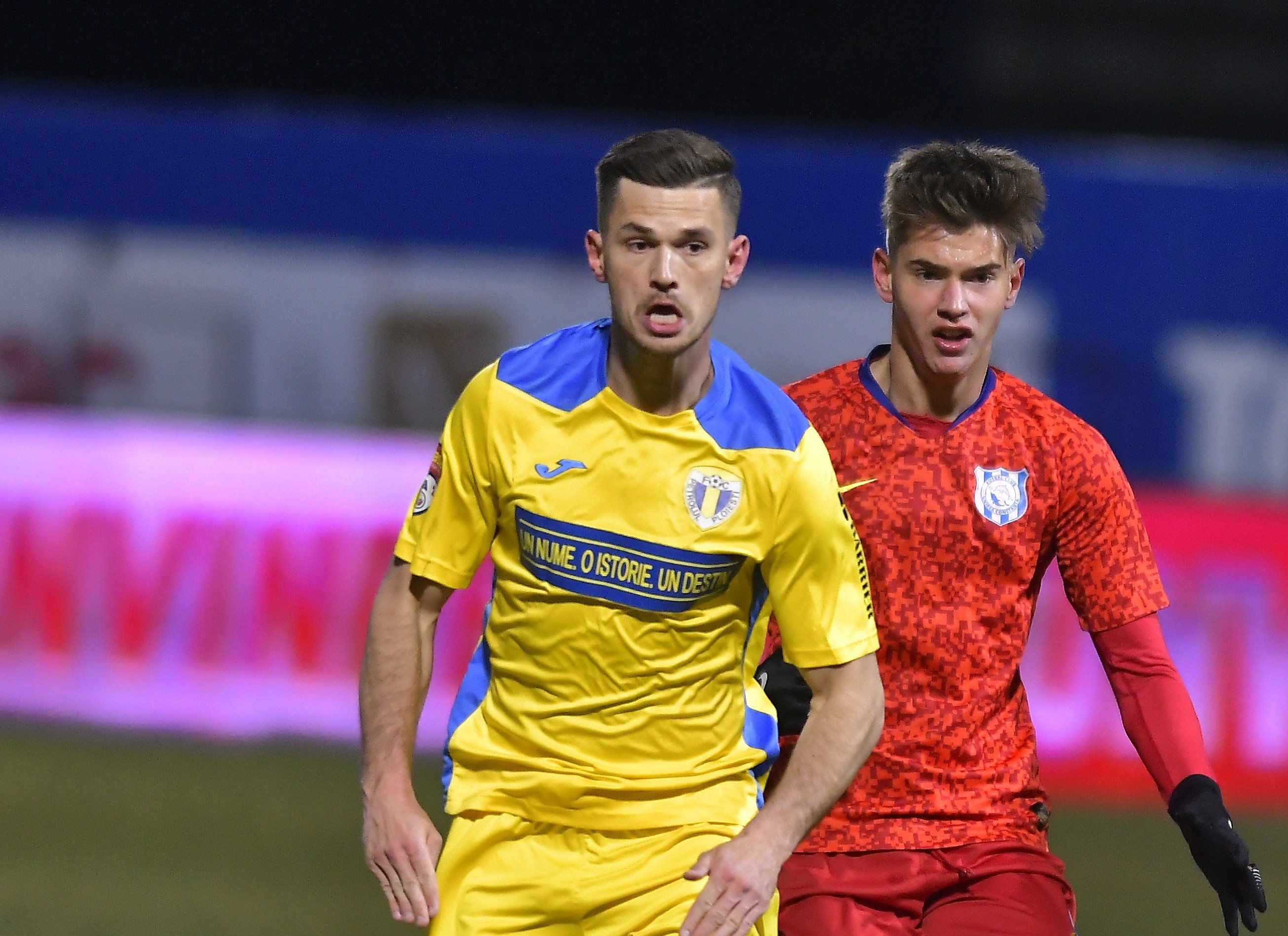 Marea speranță din atacul lui FCSB, OUT de la echipă! ”Mulțumim pentru contribuția în tricoul roș-albastru”