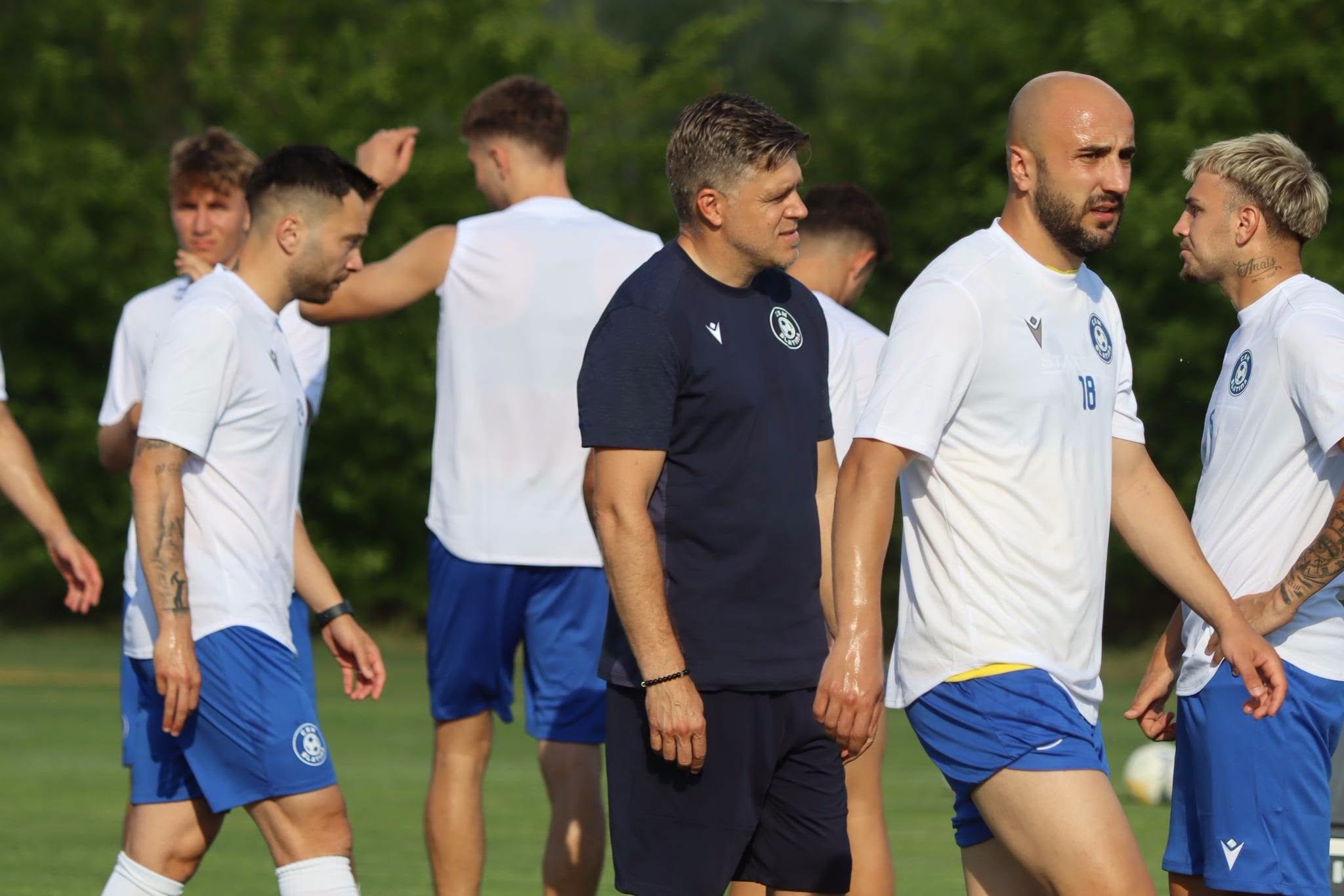 Dulcea reunire. CSM Slatina a început pregătirea cu un nou antrenor și cu patru fotbaliști transferați