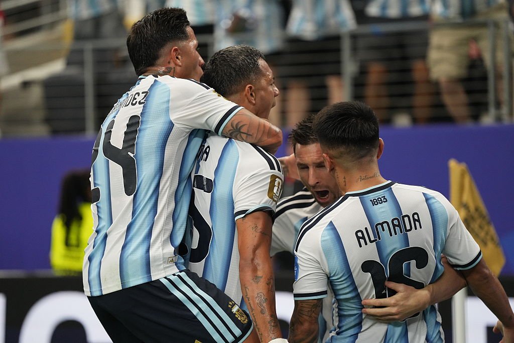 Messi 8