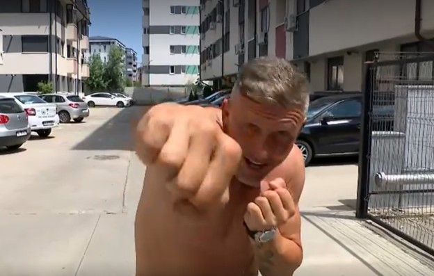 Daniel Chiriță se bate în Gala RXF (azi, de la 20:00, pe VOYO). Ce i-a spus soția, cu cine s-a antrenat + Cine e adversarul de temut