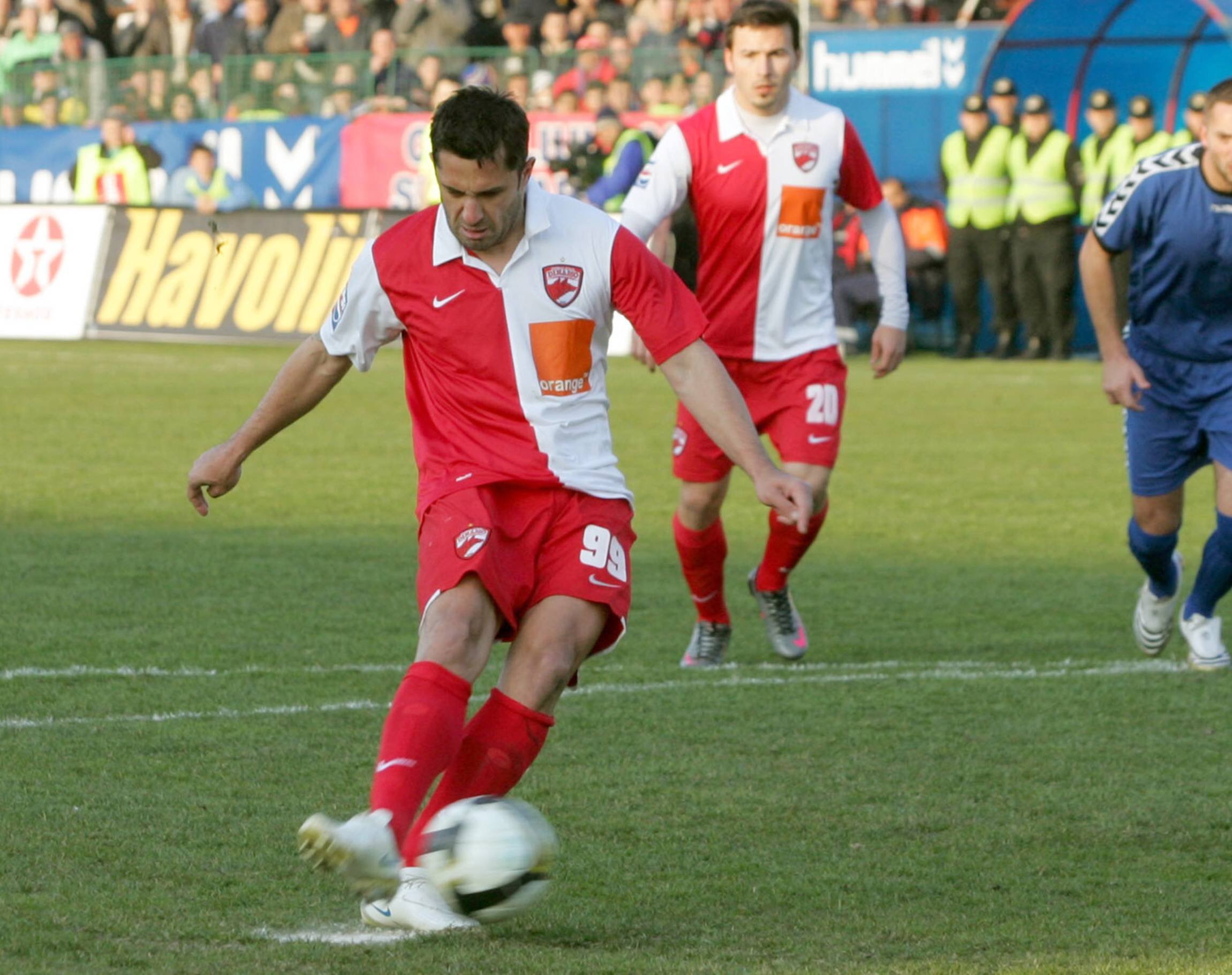 Niculescu claudiu dinamo imago4373490