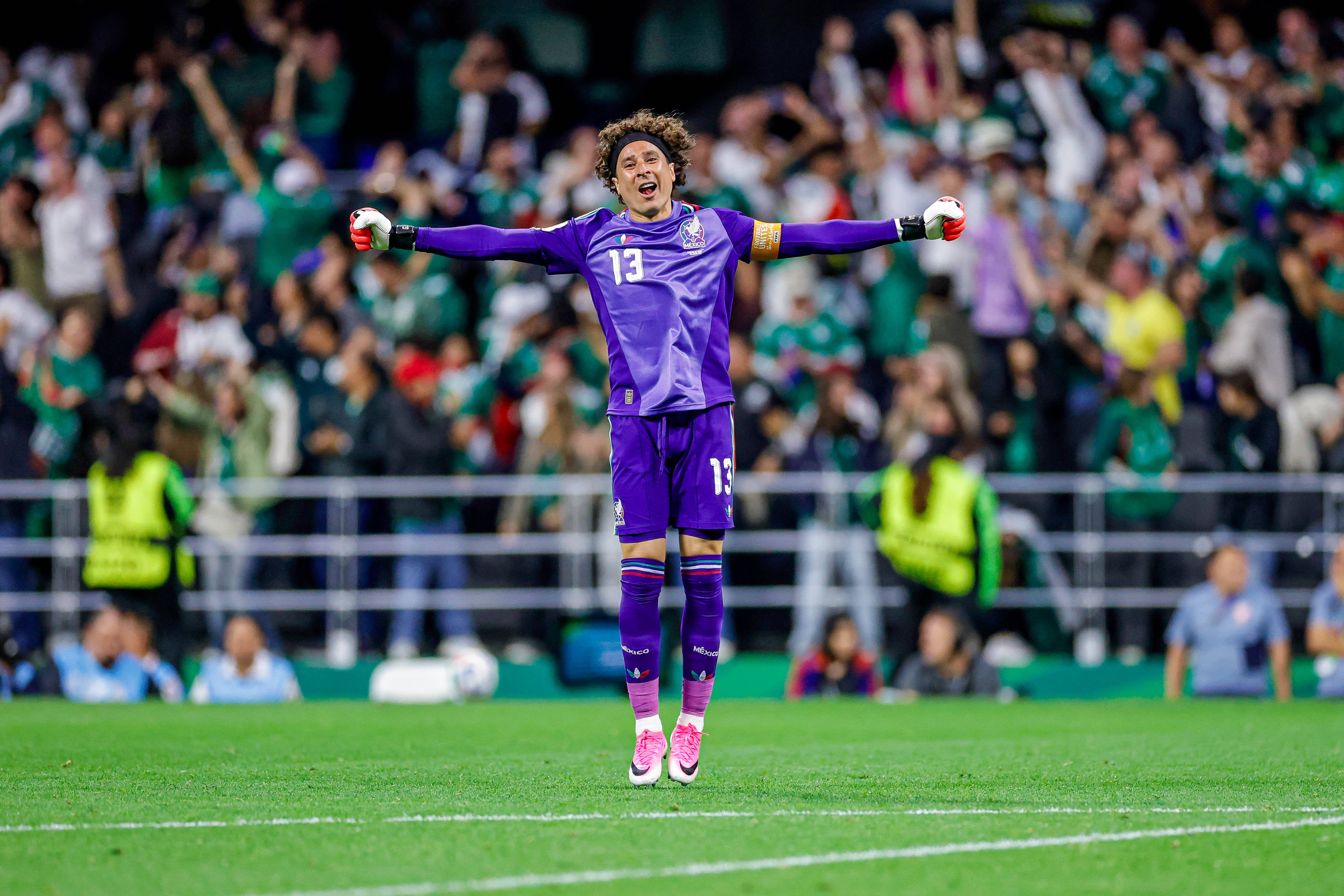 Mexic - Cehia 3-0 și cehii sunt OUT de la Mondial! Record pentru veteranul Guillermo Ochoa